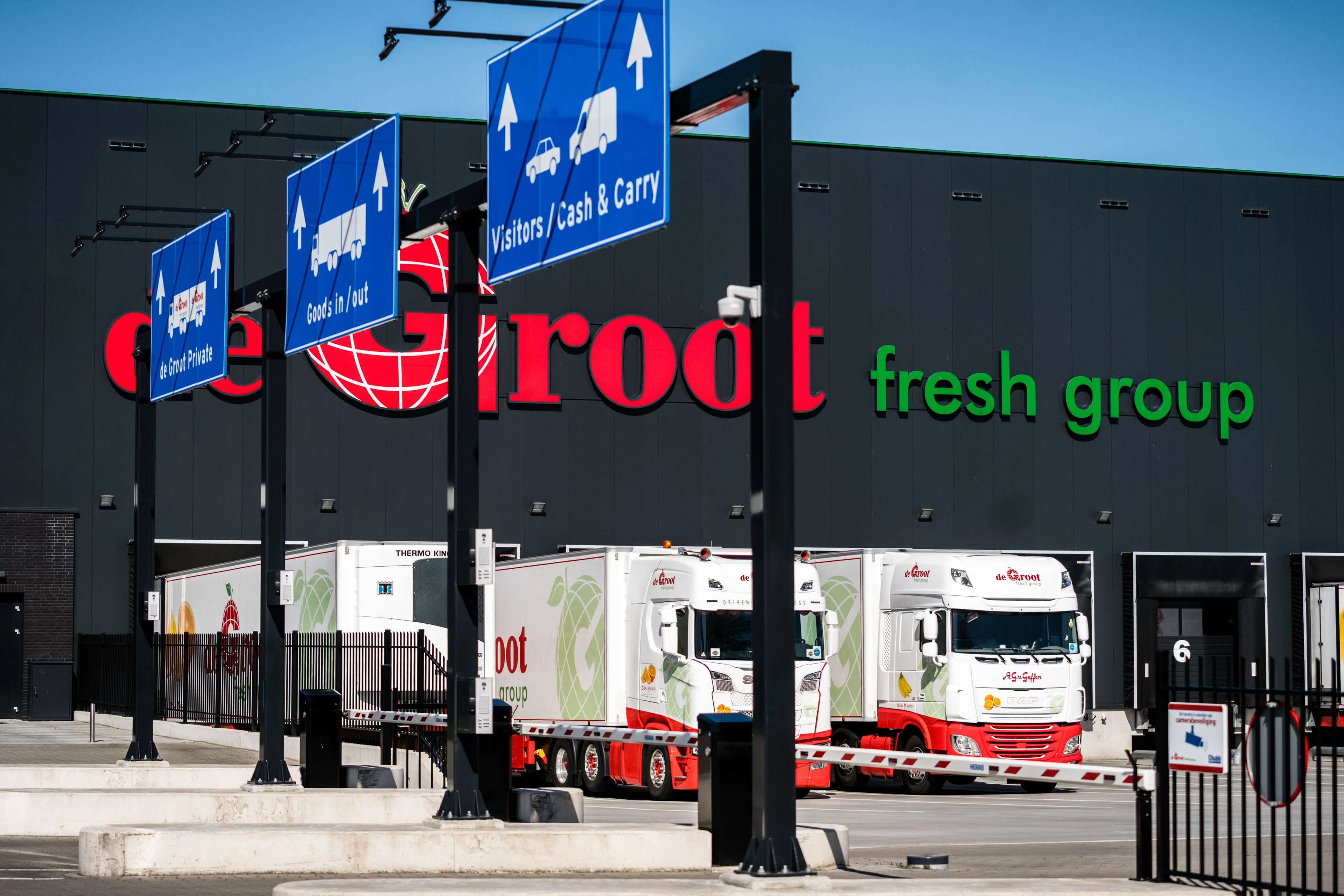 Politie heeft handen vol aan afpersingszaak fruitbedrijf Hedel