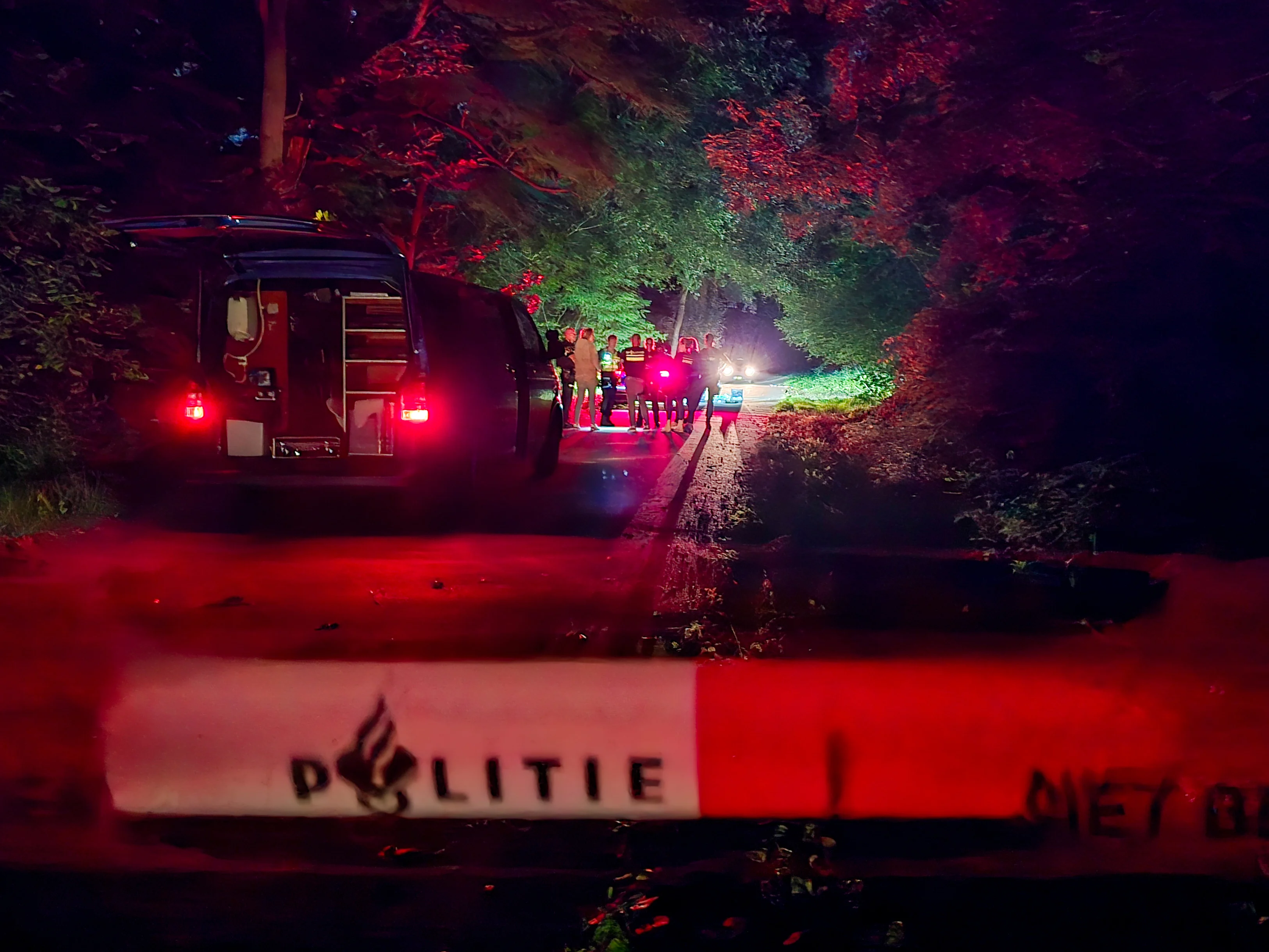 Jongen (14) neergestoken tijdens gewapende overval in Deventer, daders voortvluchtig
