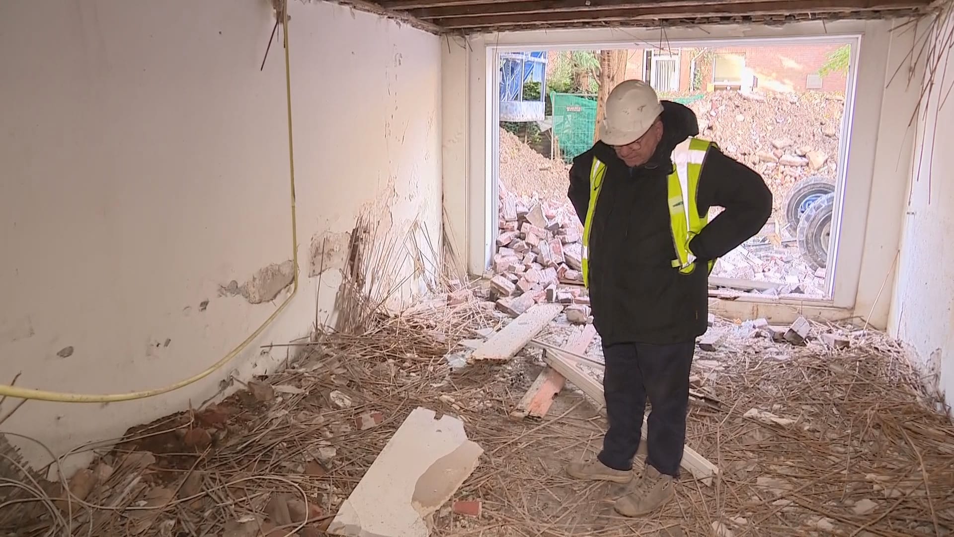 Jan sliep jarenlang boven oude vliegtuigbom: 'Hoop dat ik een scherf krijg'