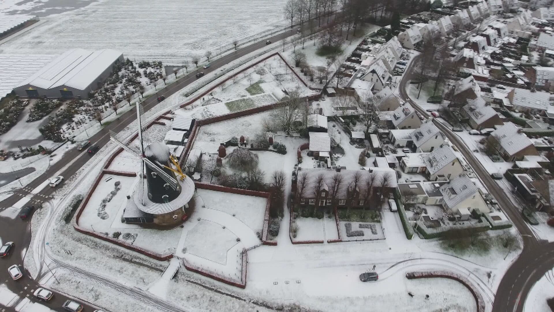 ZIEN: Sprookjesachtige beelden van wit Nederland