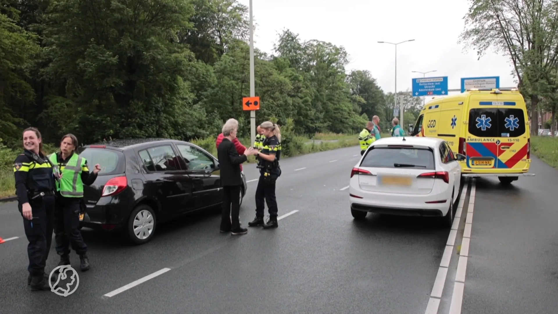 Kind gewond naar het ziekenhuis na aanrijding in Den Haag