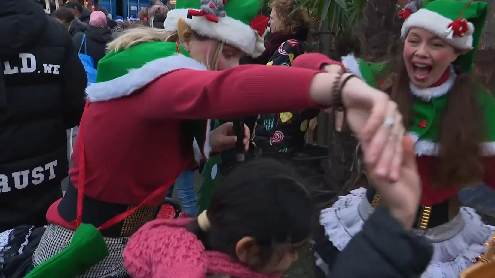 Honderden mensen in armoede mogen naar speciale kerstmarkt: 'Verdienen ze'