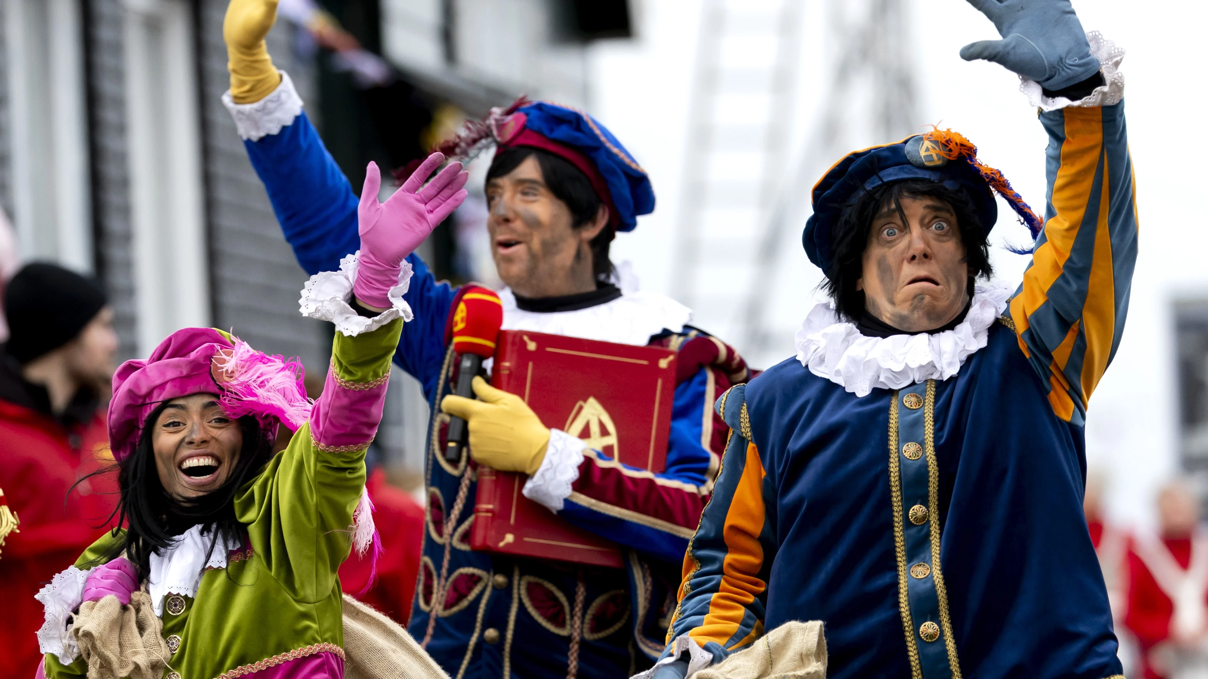 'Pietje Paniek' breekt lans voor bedreigde collega: 'Blijf af van Hoofdpiet'