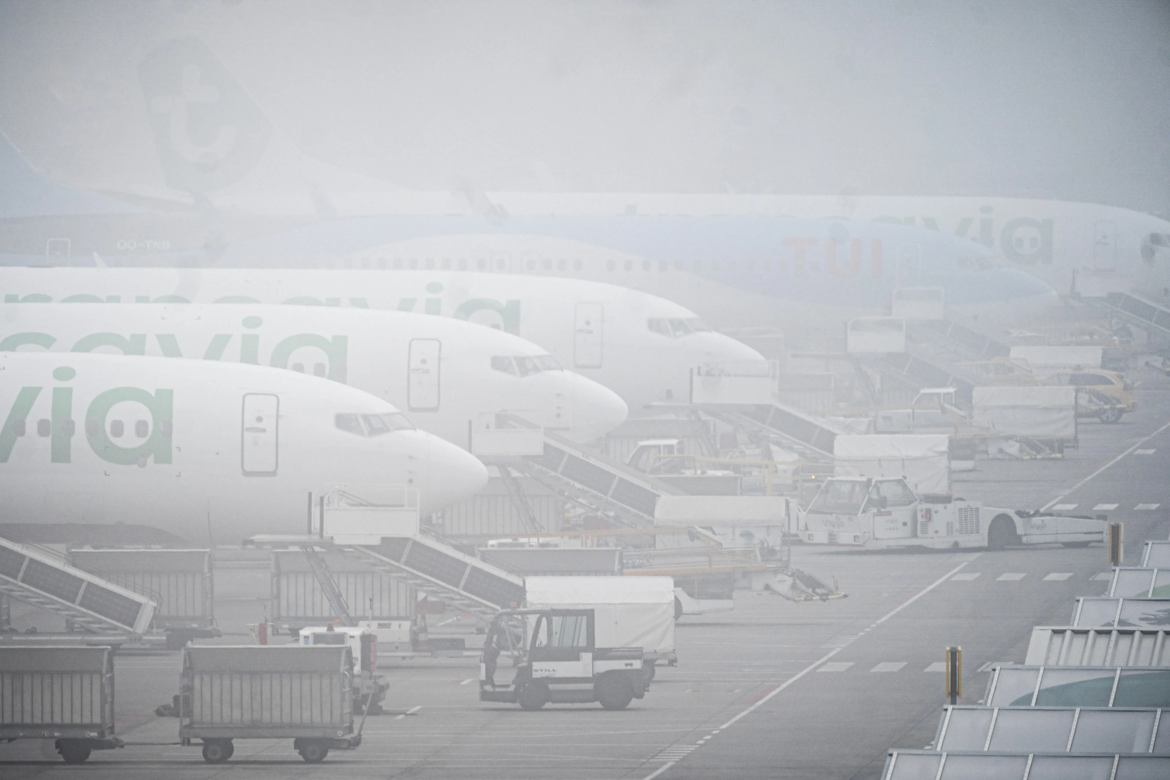 Meerdere vluchten Rotterdam, Eindhoven en Schiphol geannuleerd door mist