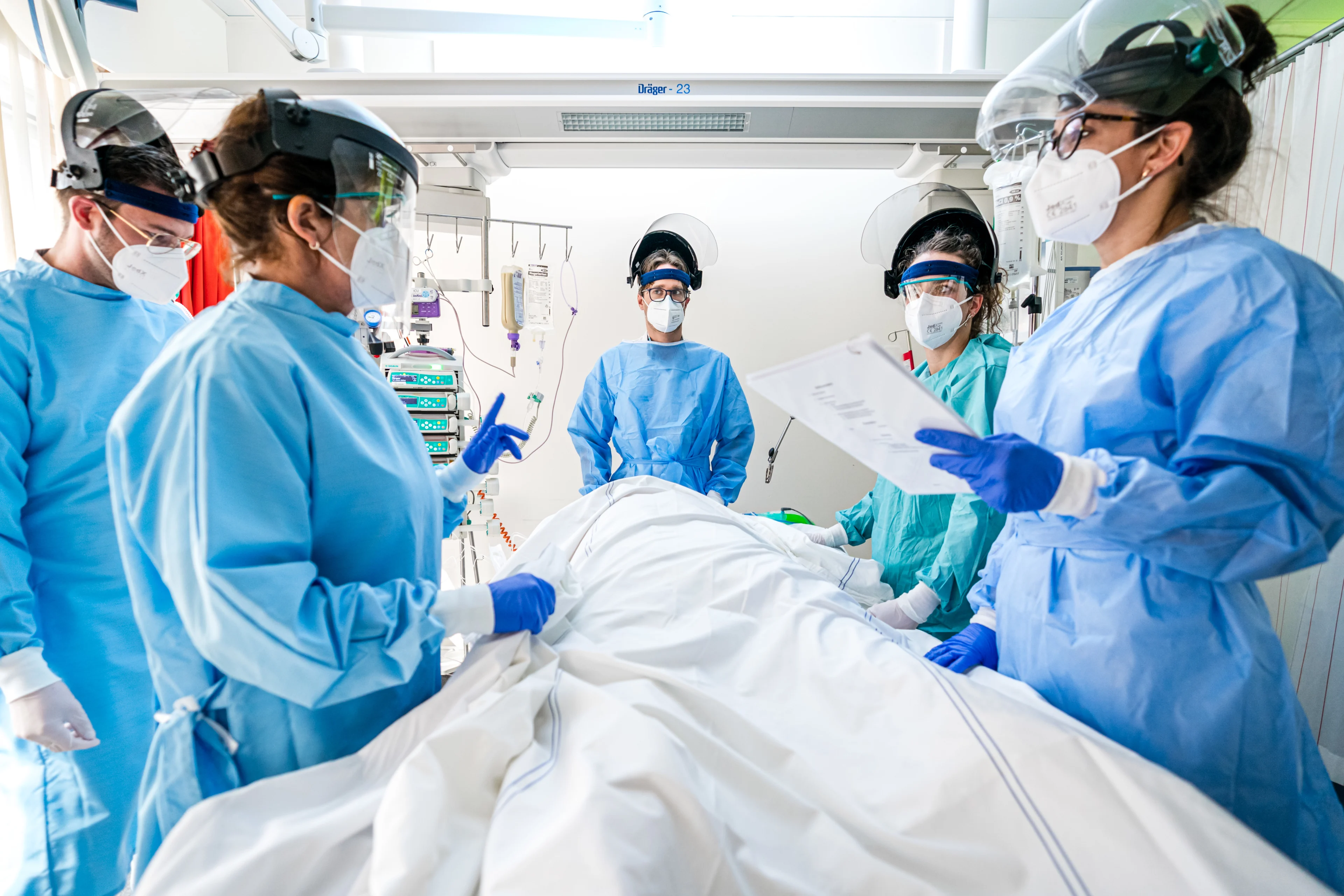 Twaalf ziekenhuizen kunnen de kritieke planbare zorg niet leveren