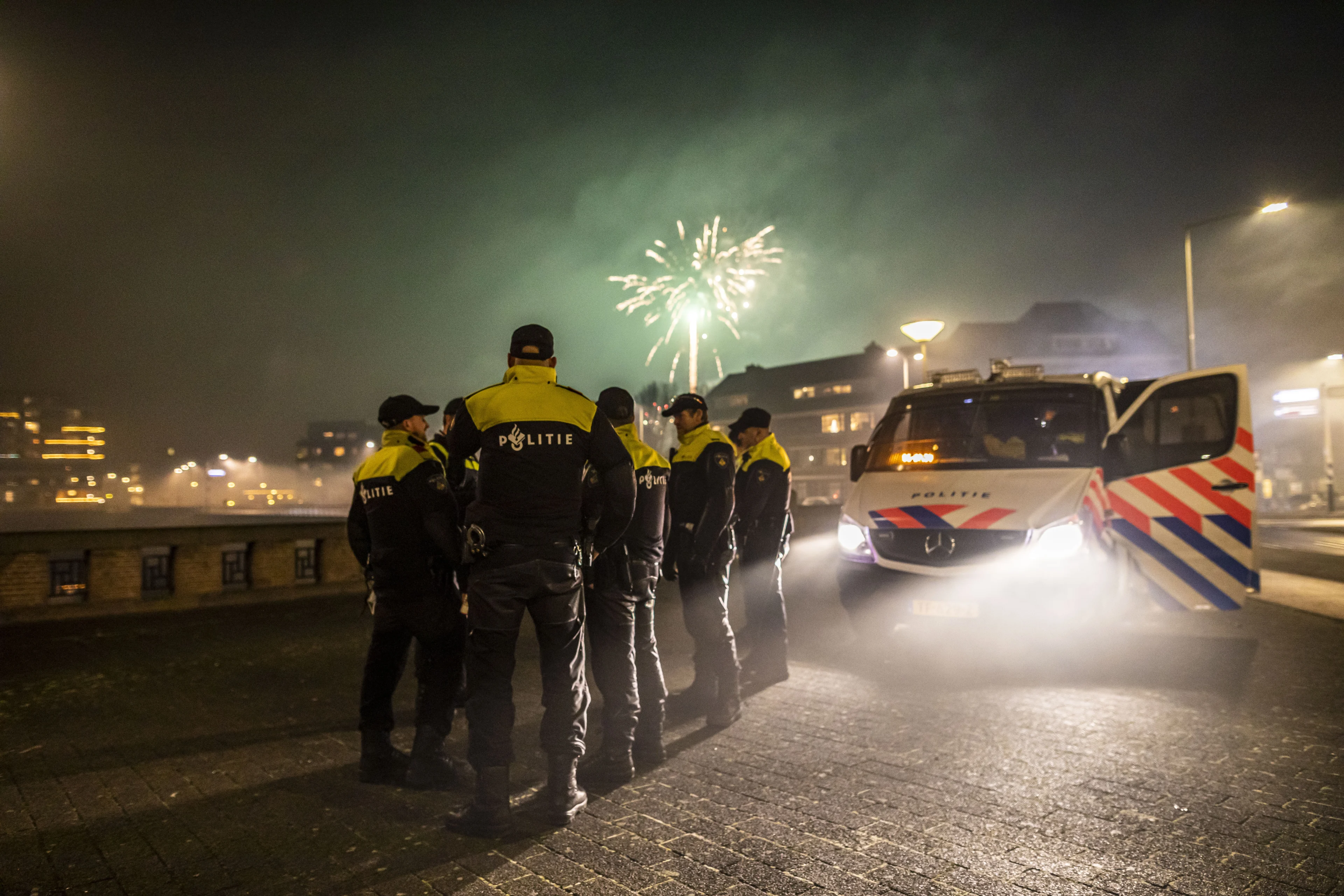 Politie houdt rekening met 'heftige' jaarwisseling: 'Ik hou mijn hart vast'