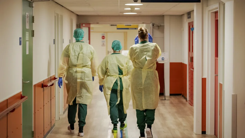 Aantal doden stijgt met 63, 58 nieuwe ziekenhuisopnames