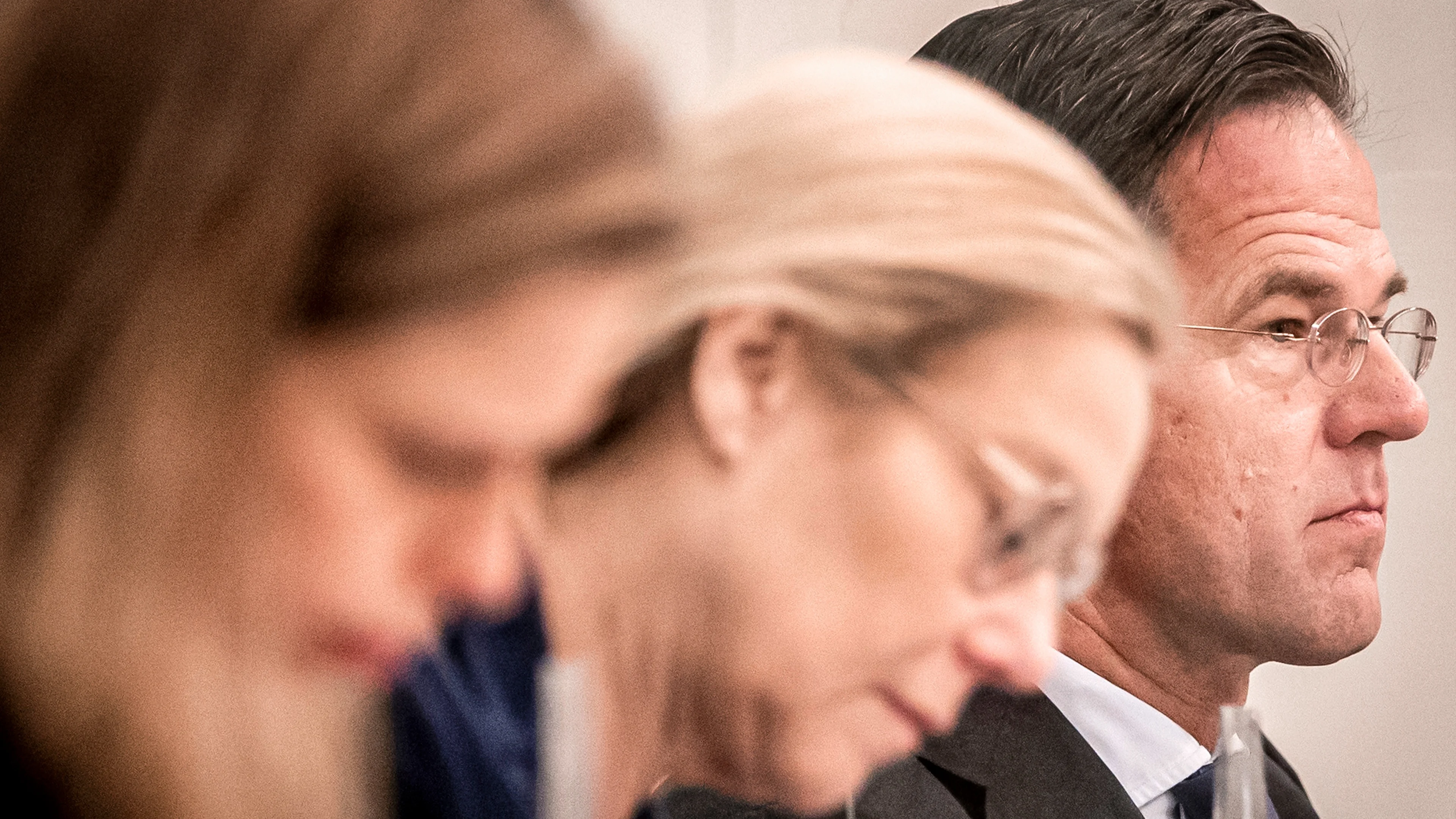 Eerste Kamer dwarsboomt kabinet: geen jeugdzorgbezuiniging en verhoog AOW