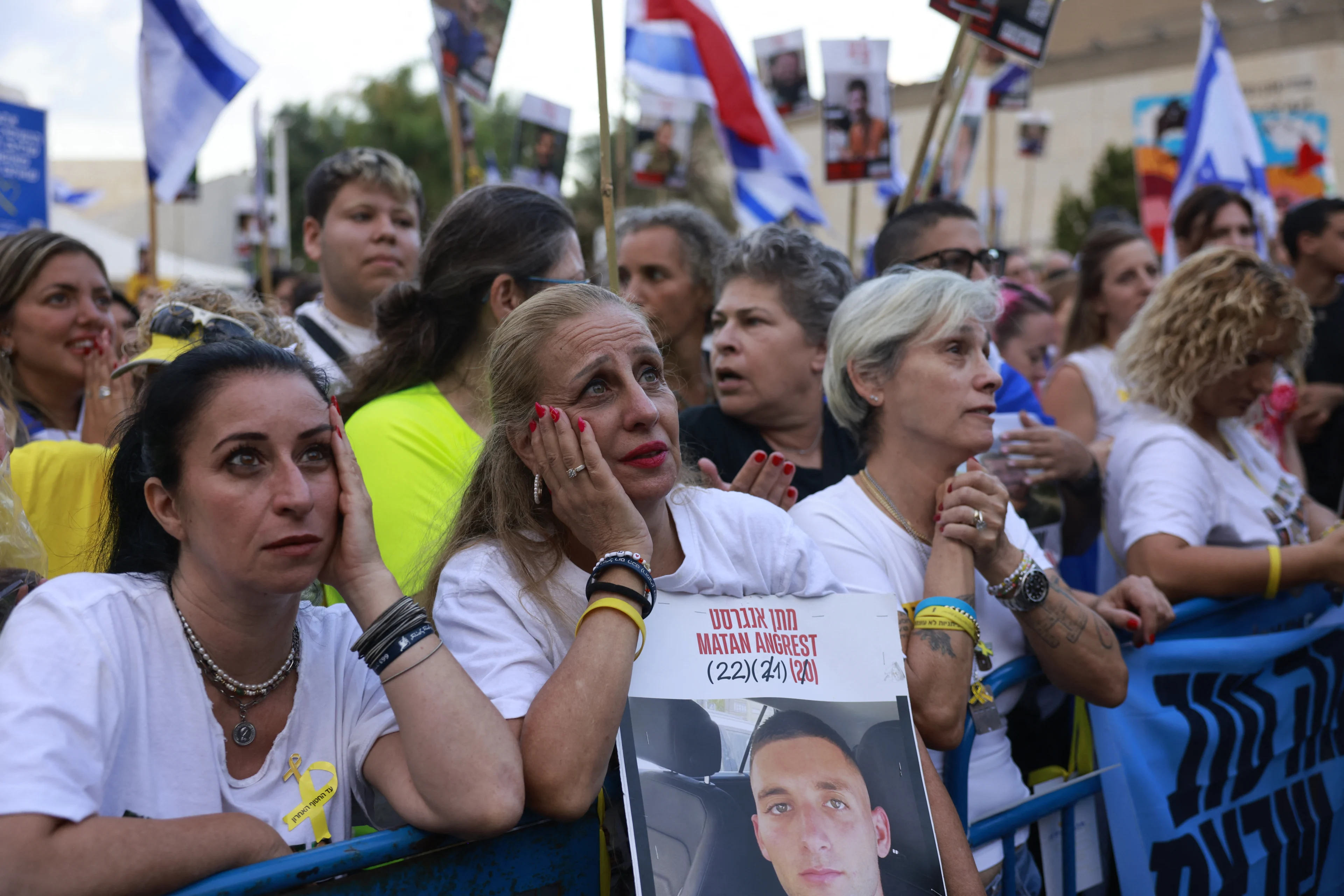 Hele wereld kijkt mee: gijzelaars Gaza worden vrijgelaten