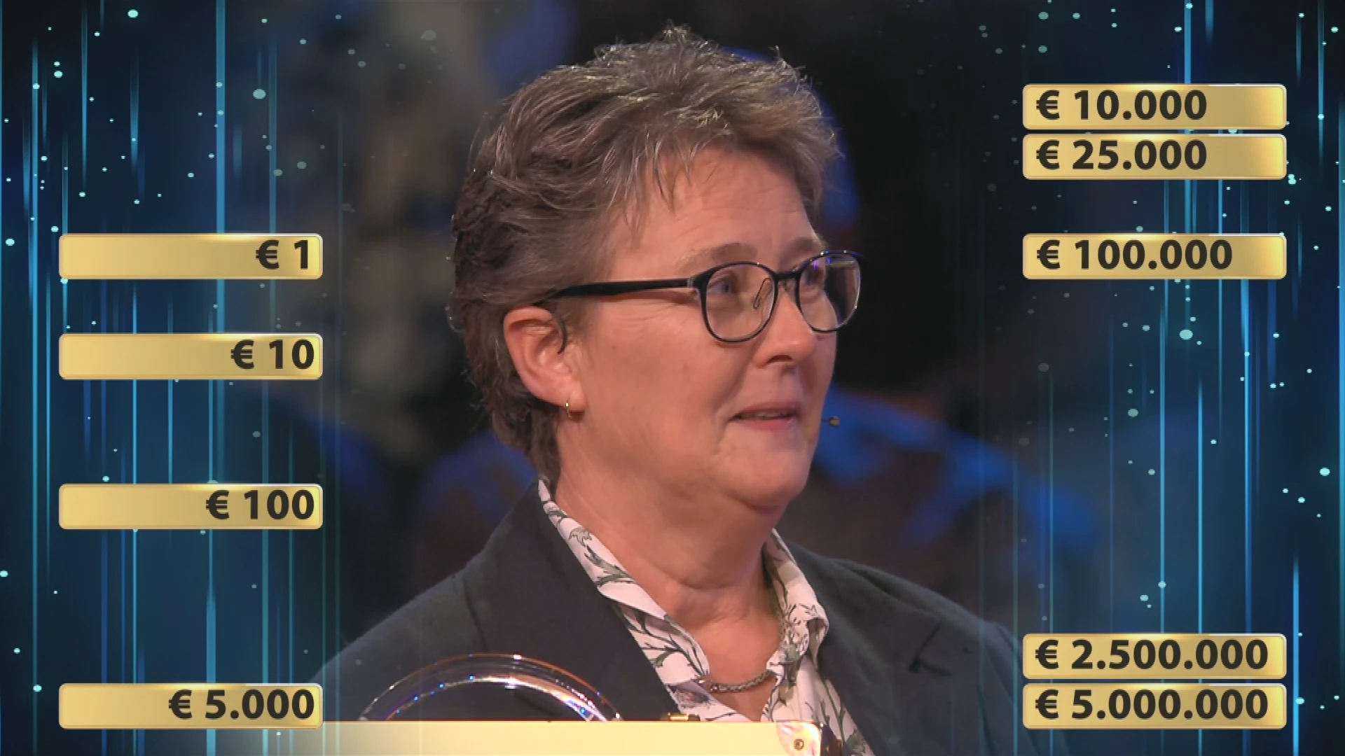 Paulien had miljoenen in haar koffer bij Miljoenenjacht, maar drukte nét te vroeg