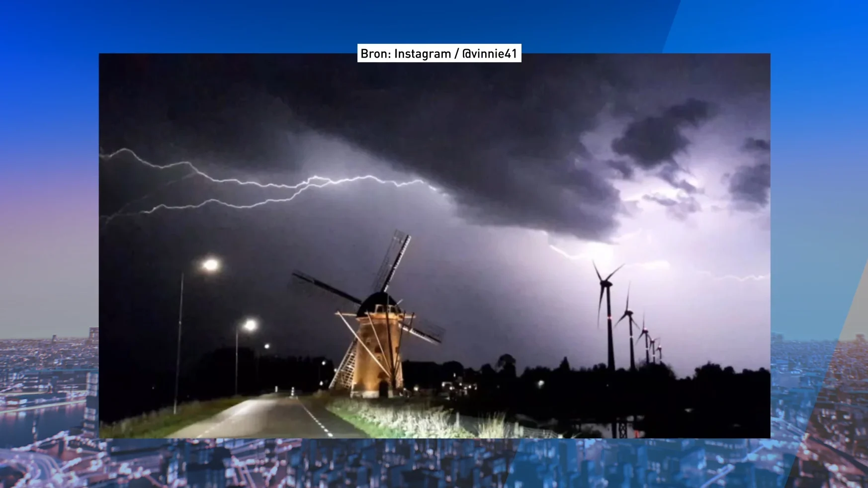 Onweersstormen trekken over Nederland: bekijk de mooiste beelden