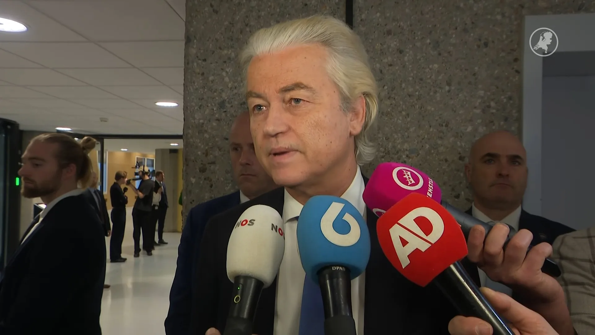 PVV dreigt met val kabinet: 'Geen enkele wijziging van asielwetten wordt geaccepteerd'