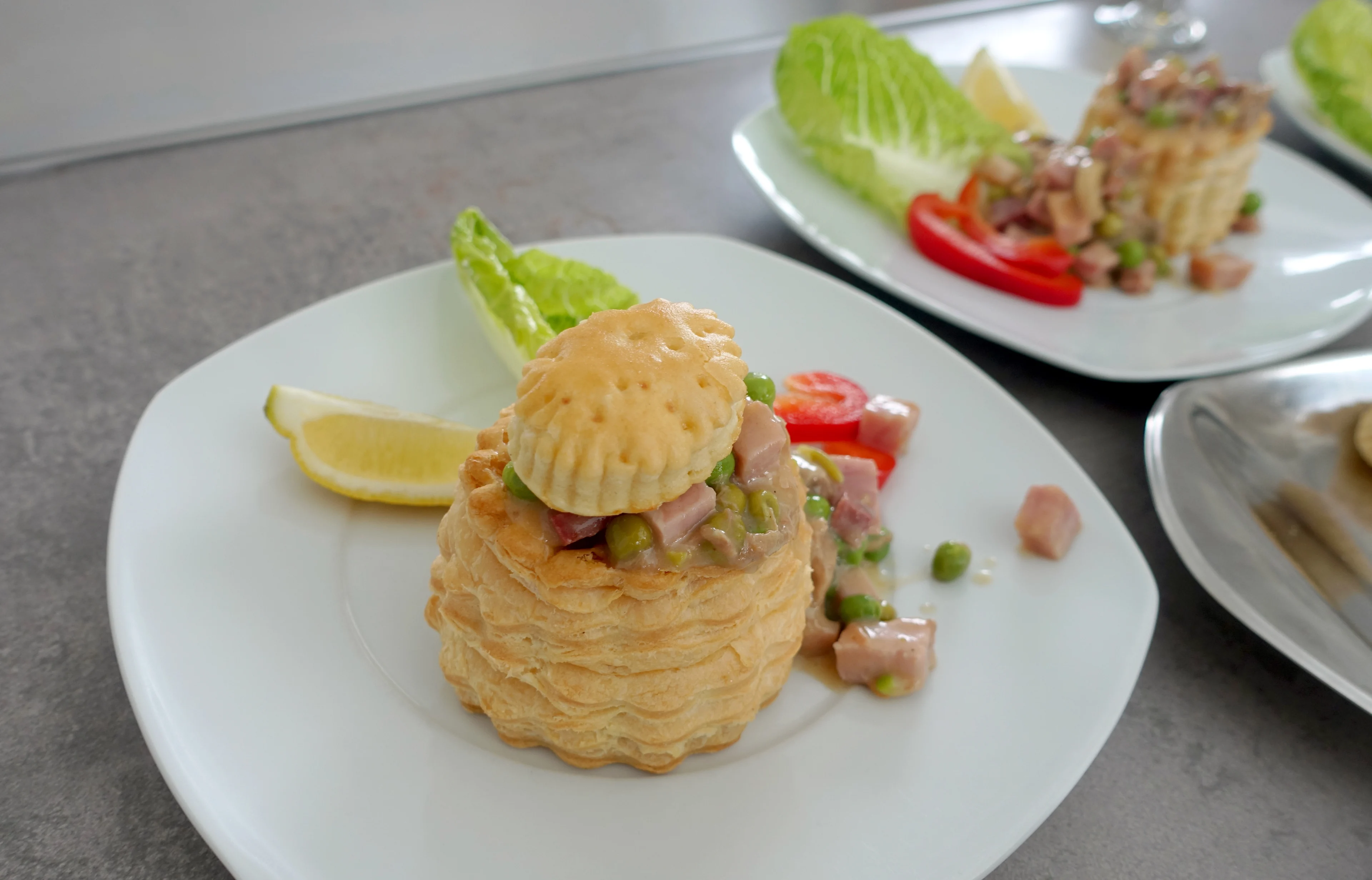 24Kitchen brengt grap van De Speld tot leven en zendt met kerst pruttelend pannetje ragout uit
