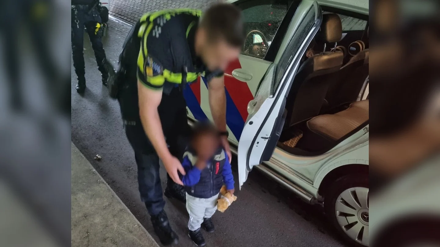 Hoogzwangere vrouw verliest peuter (2) in trein, jochie maakt flinke reis