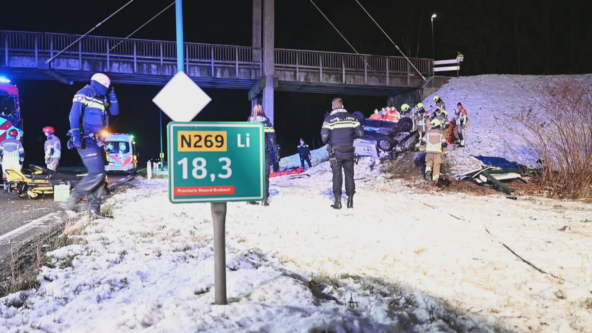 Dode en zwaargewonde door ernstig ongeval bij rotonde in Hilvarenbeek