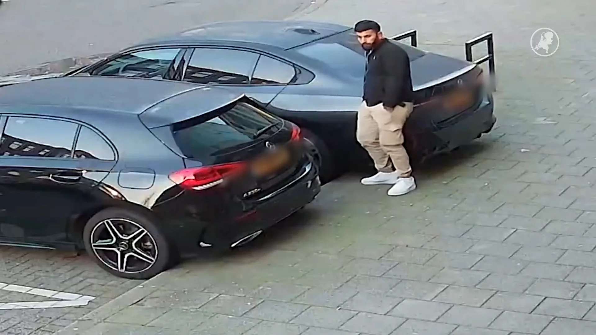 Politie deelt beelden van verdachte poging tot verkrachting Rotterdam