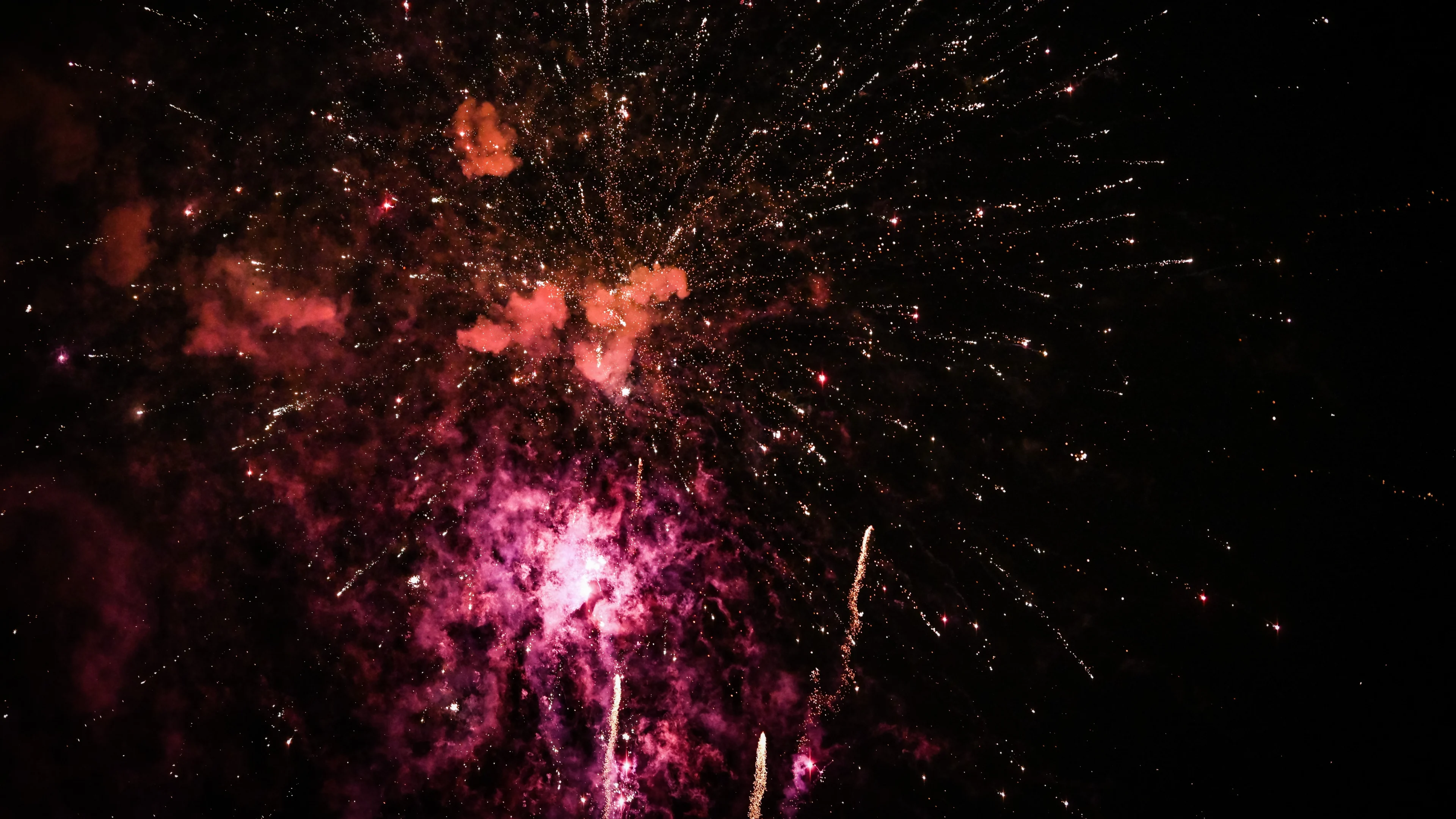 Nederland knalt 2022 in ondanks vuurwerkverbod