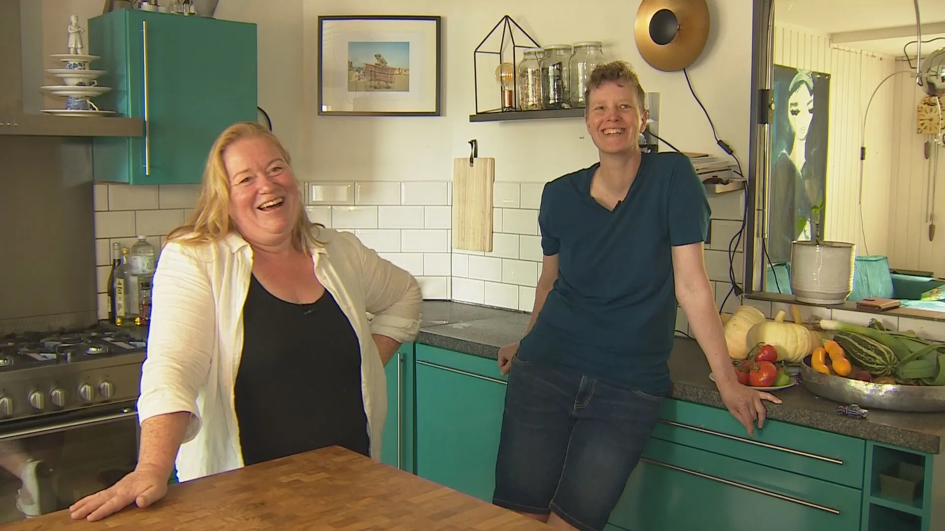 Marije en Lobke gaan zónder smartphone op vakantie: 'Twee klassieke Nokia's gehaald'