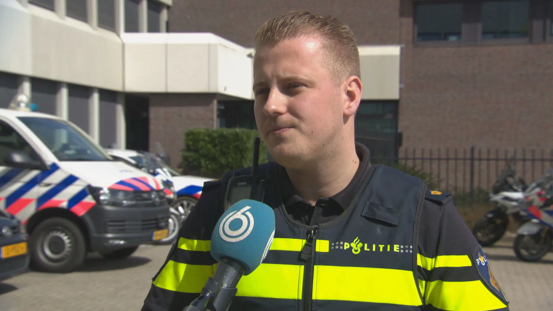 Tijdens avondklokrellen probeerde iemand privéadres van agent Rick te achterhalen: 'Pure intimidatie'