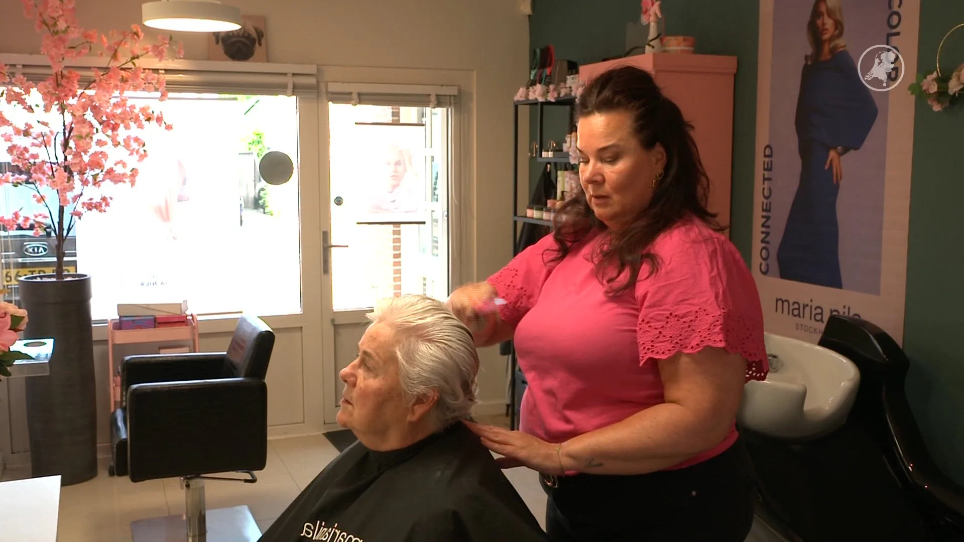 Groot deel kappers herkent huiselijk geweld: 'Is een onderbuikgevoel'