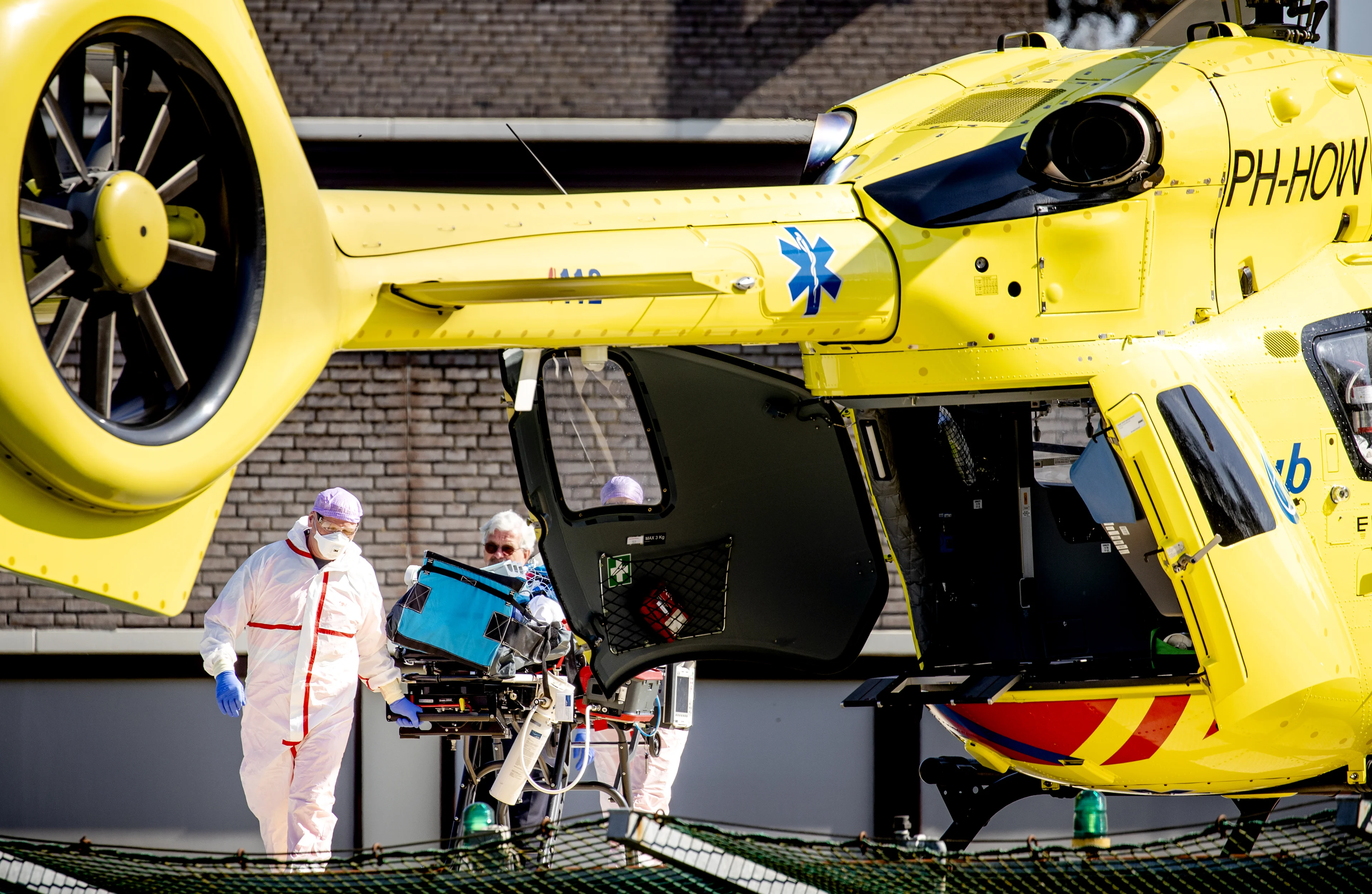 RIVM: dodental corona met 112 opgelopen naar 4.289, 123 nieuwe ziekenhuisopnames