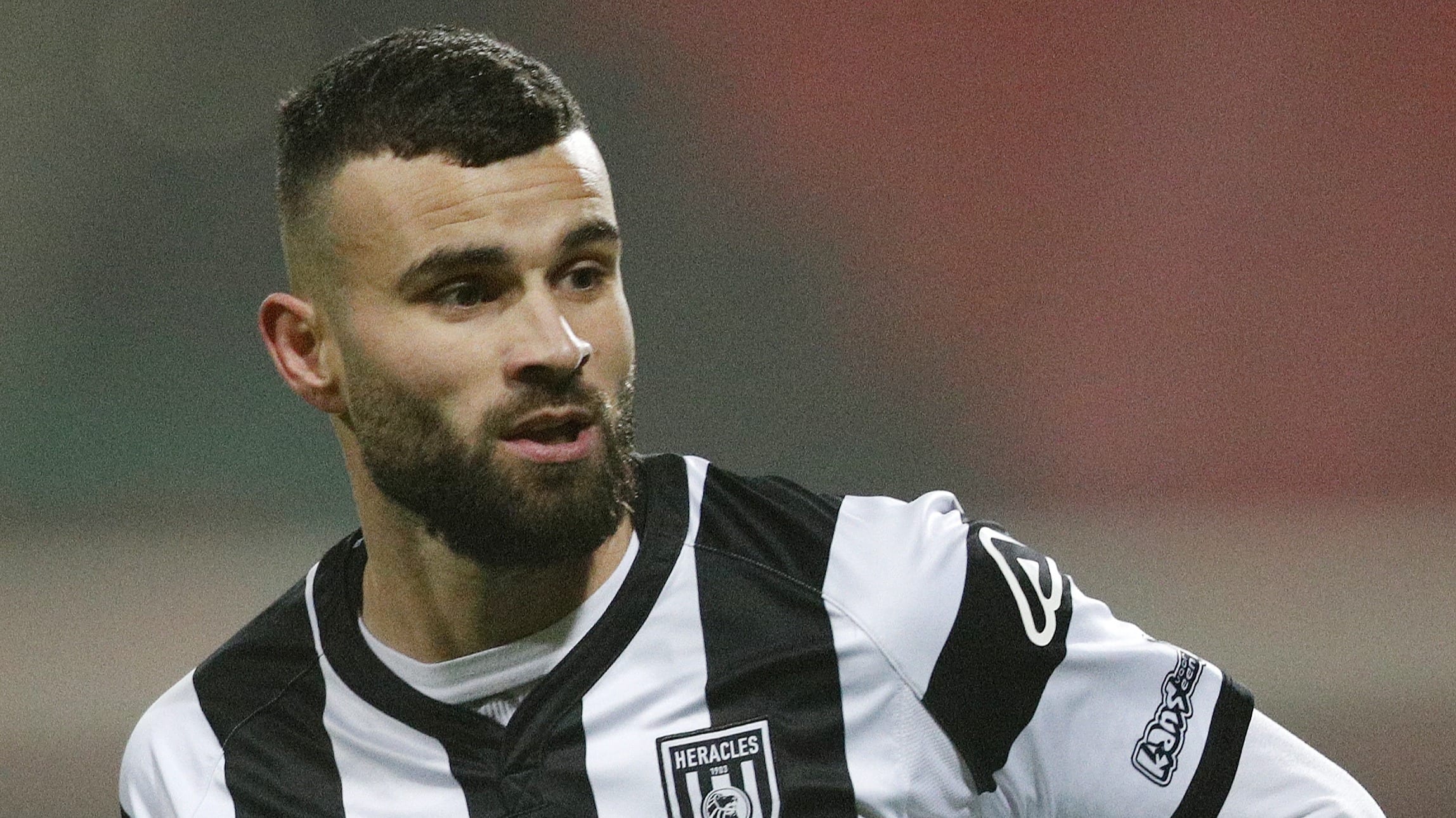 In opspraak geraakte voetballer Rai Vloet heeft nieuwe club in Kazachstan