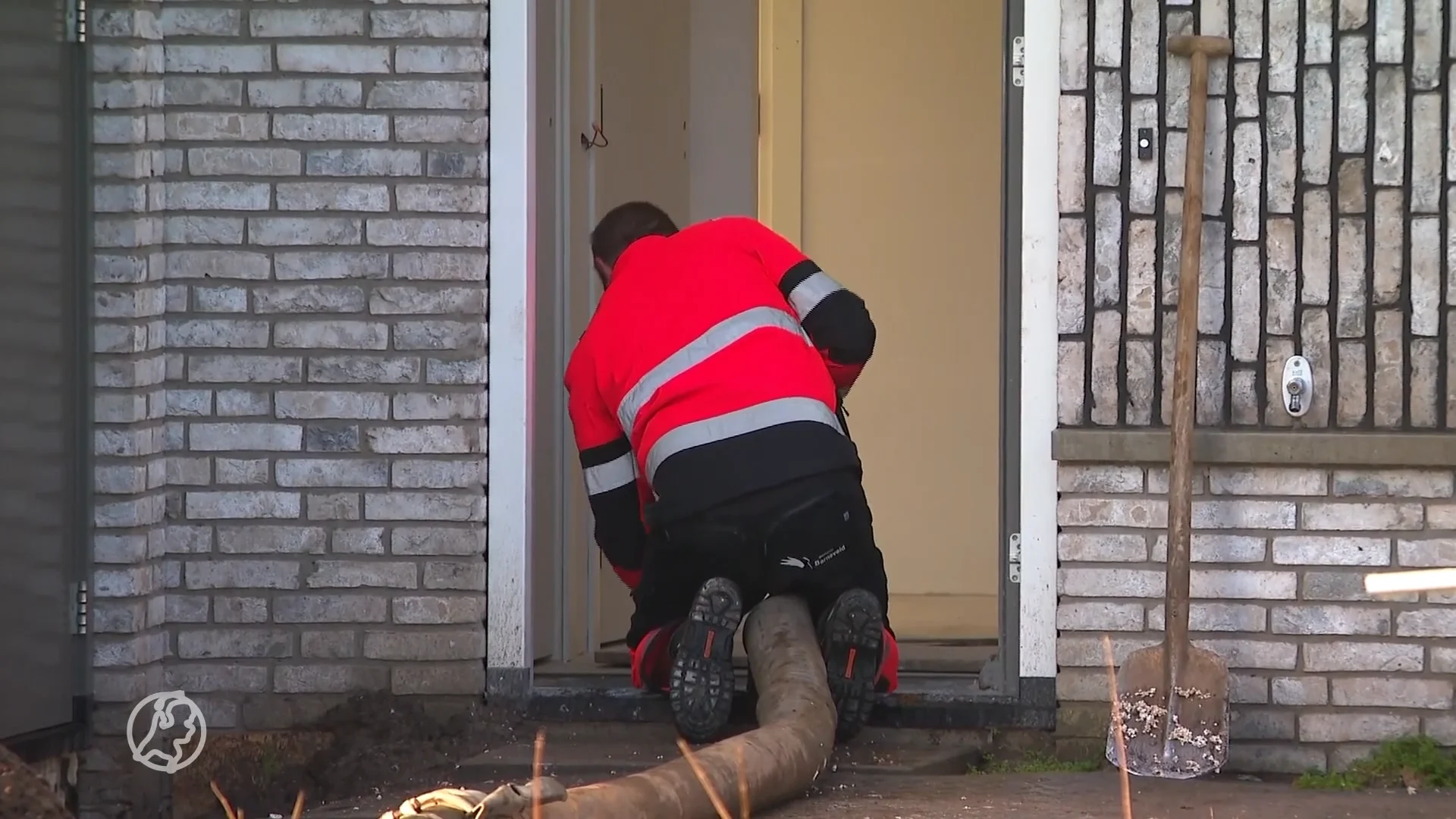 35.000 liter water overspoelt kruipruimtes Barneveldse ecowijk