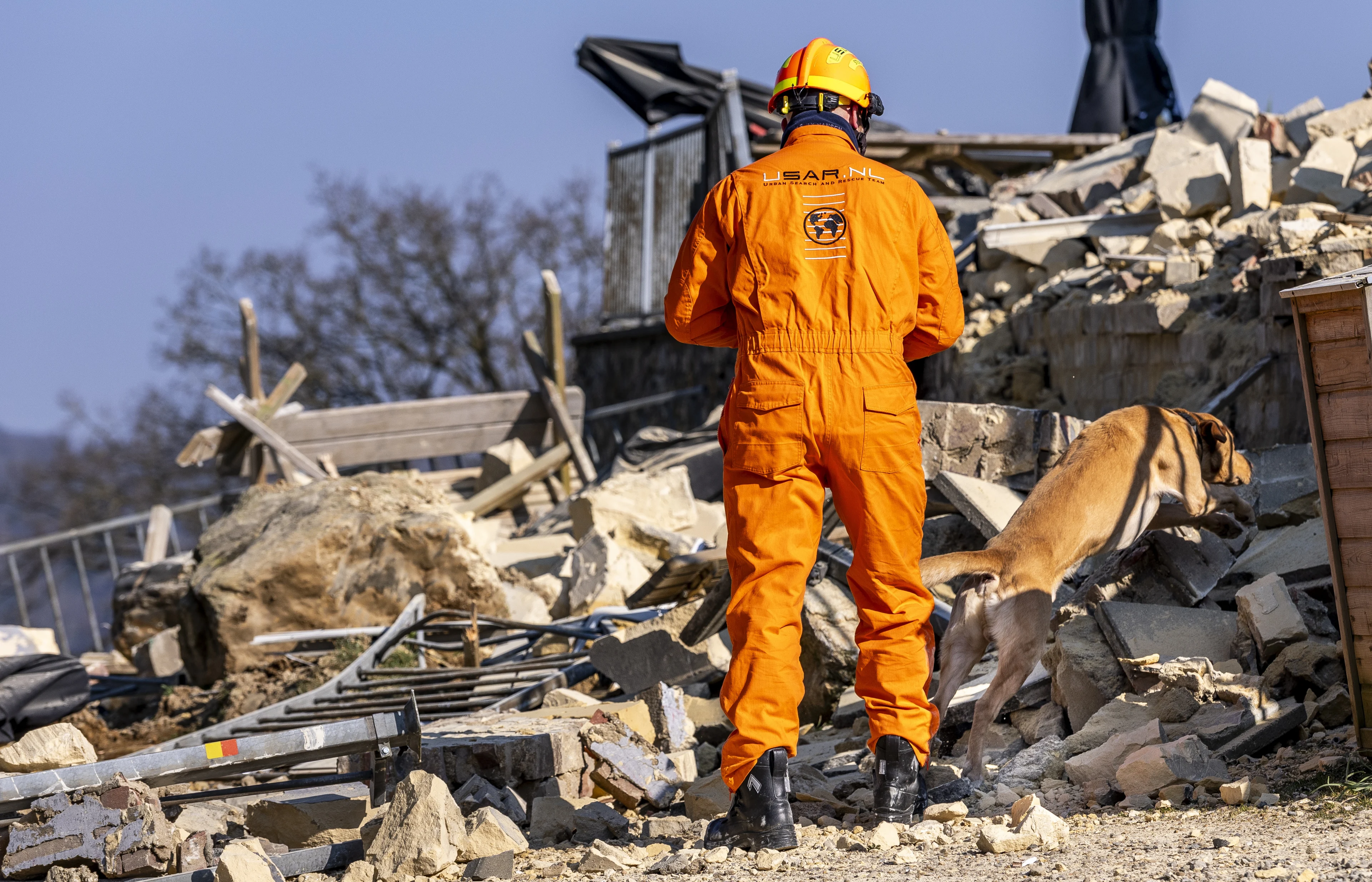Hulphonden slaan aan in zoektocht naar slachtoffers in Valkenburg