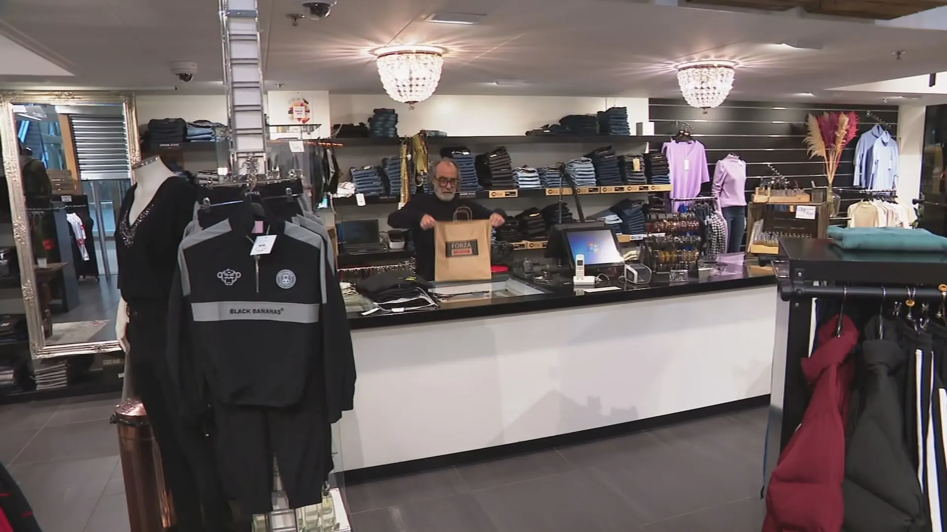 Niet alle winkeliers blij met afhaalmogelijkheid: 'Gaat juist problemen opleveren'