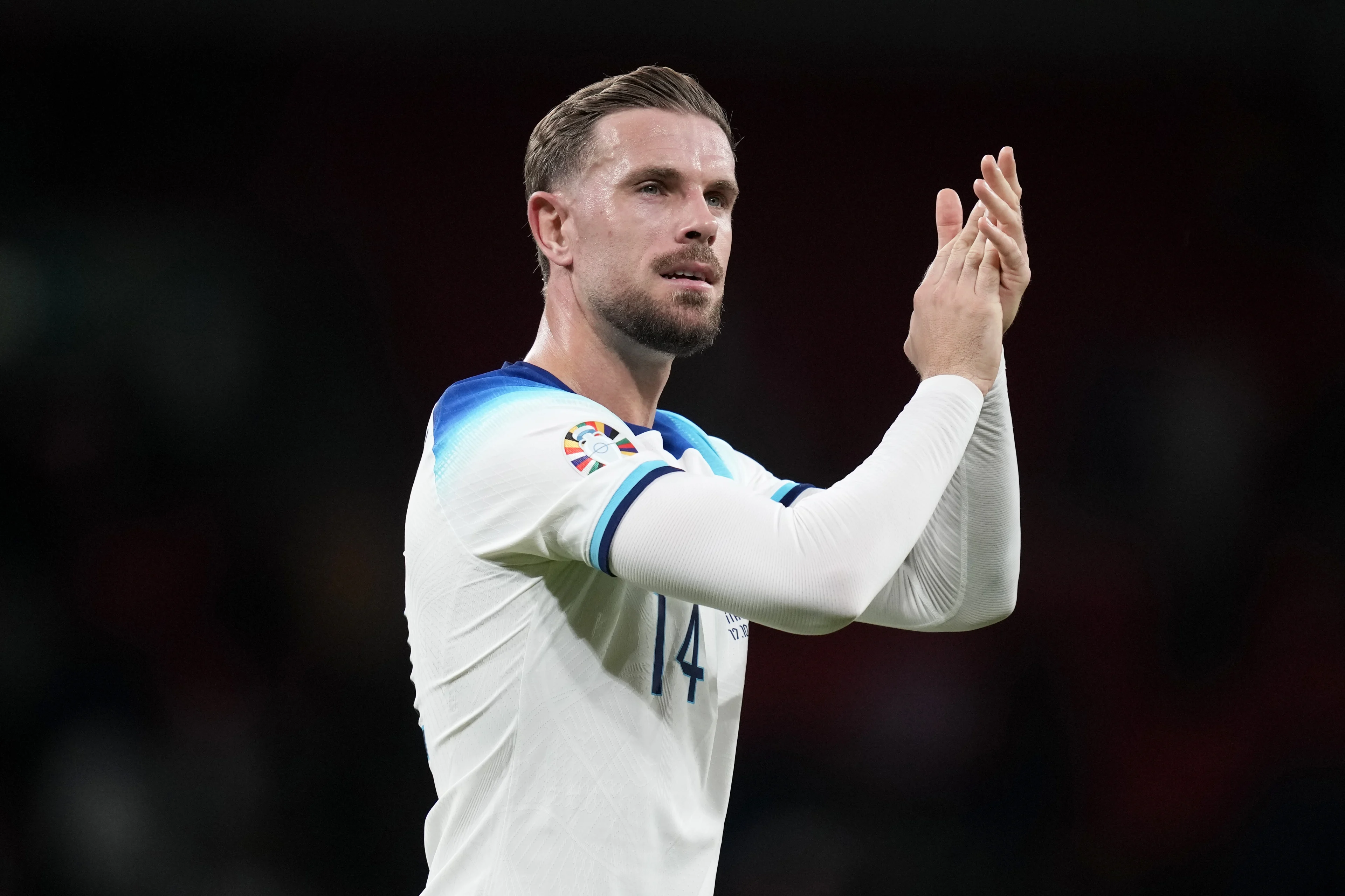 Ajax stunt met komst Engels international Henderson