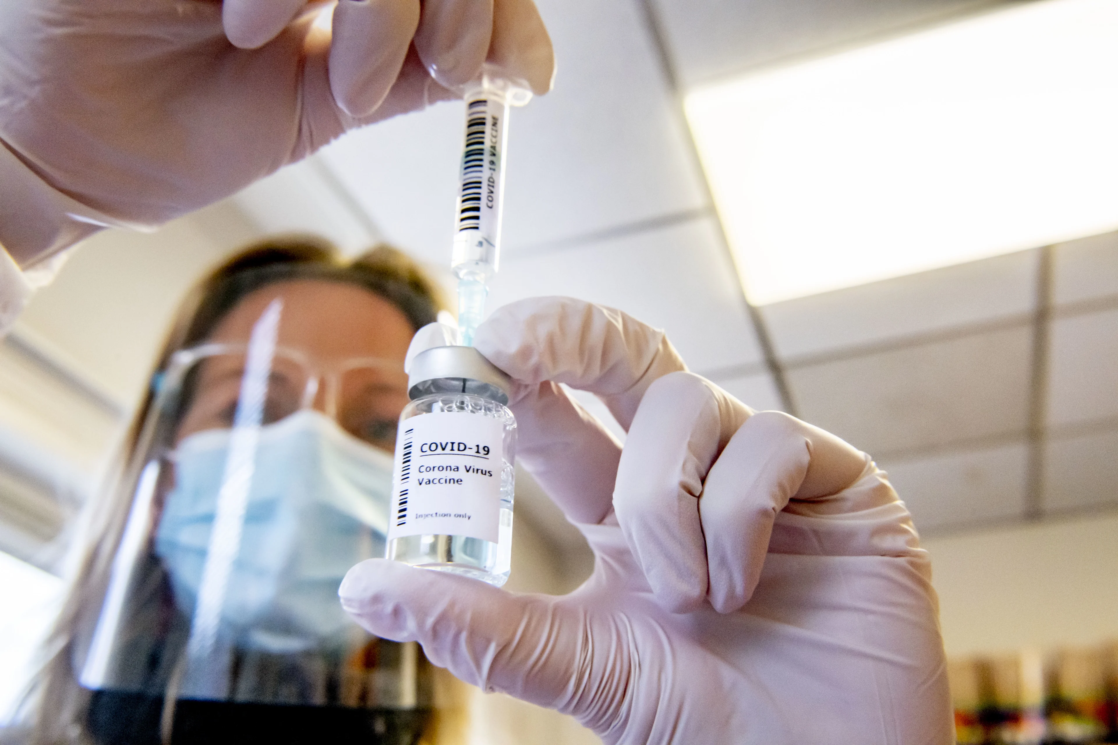 Ook huisartsen met prioriteit gevaccineerd: 'Zo snel mogelijk'