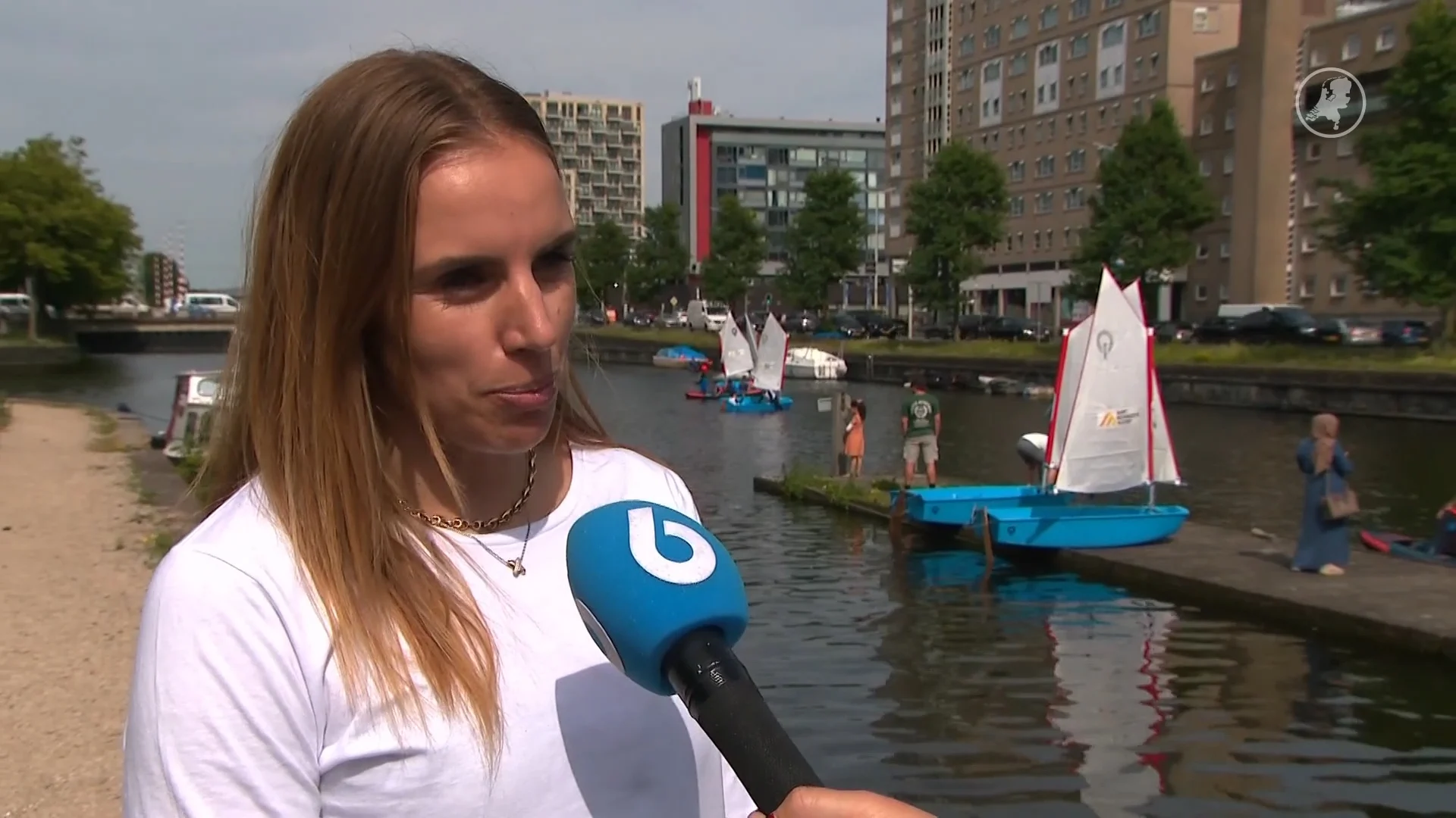 Zeilster Marit Bouwmeester opent zeilschool: 'Normaal voor elite, hier iedereen welkom'