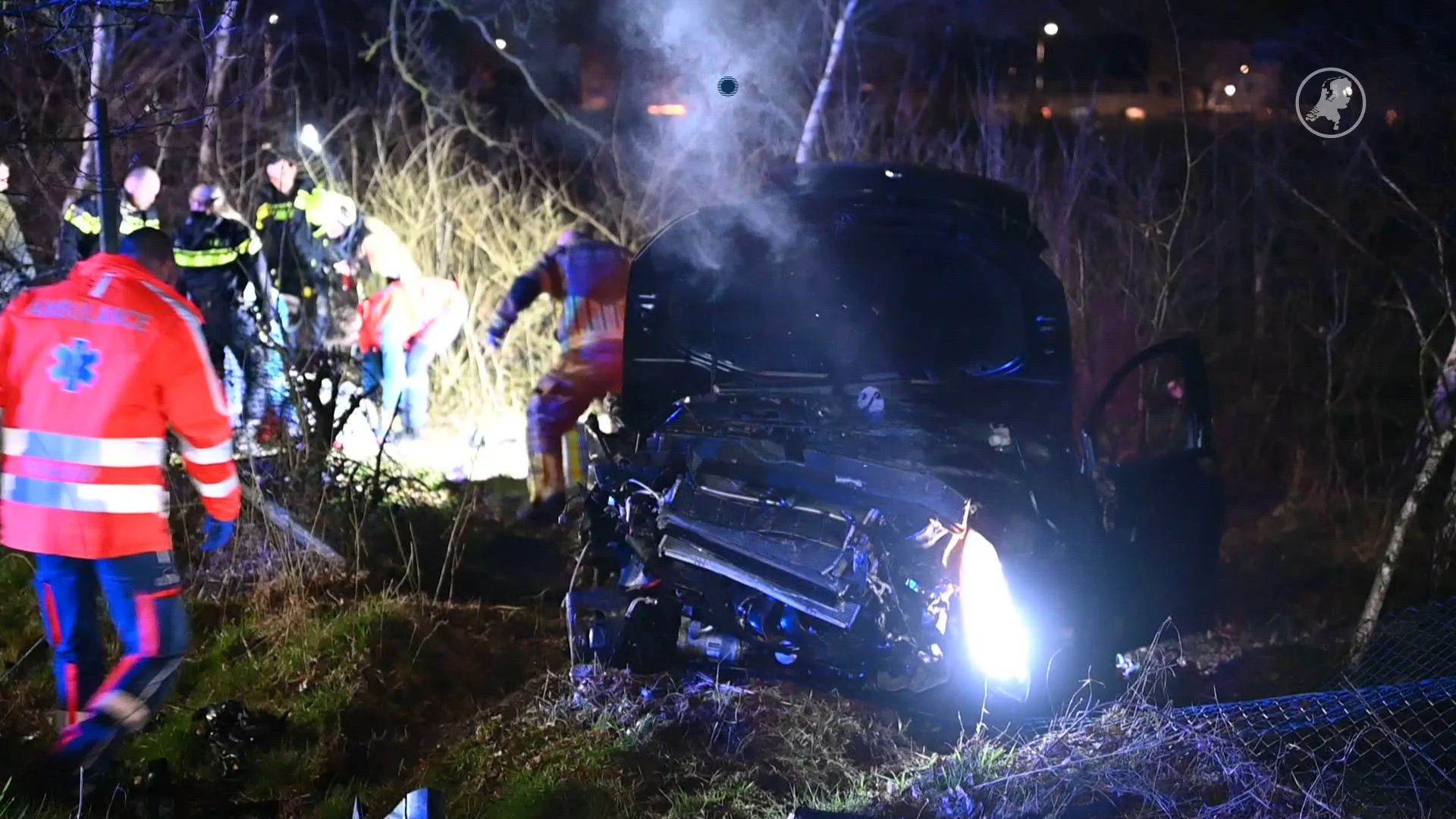 Twee zwaargewonden bij zwaar ongeluk tussen twee auto's in Tilburg