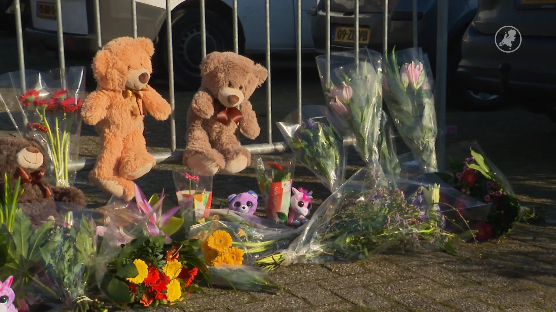 Minuut stilte voor doodgestoken Sohani (11)