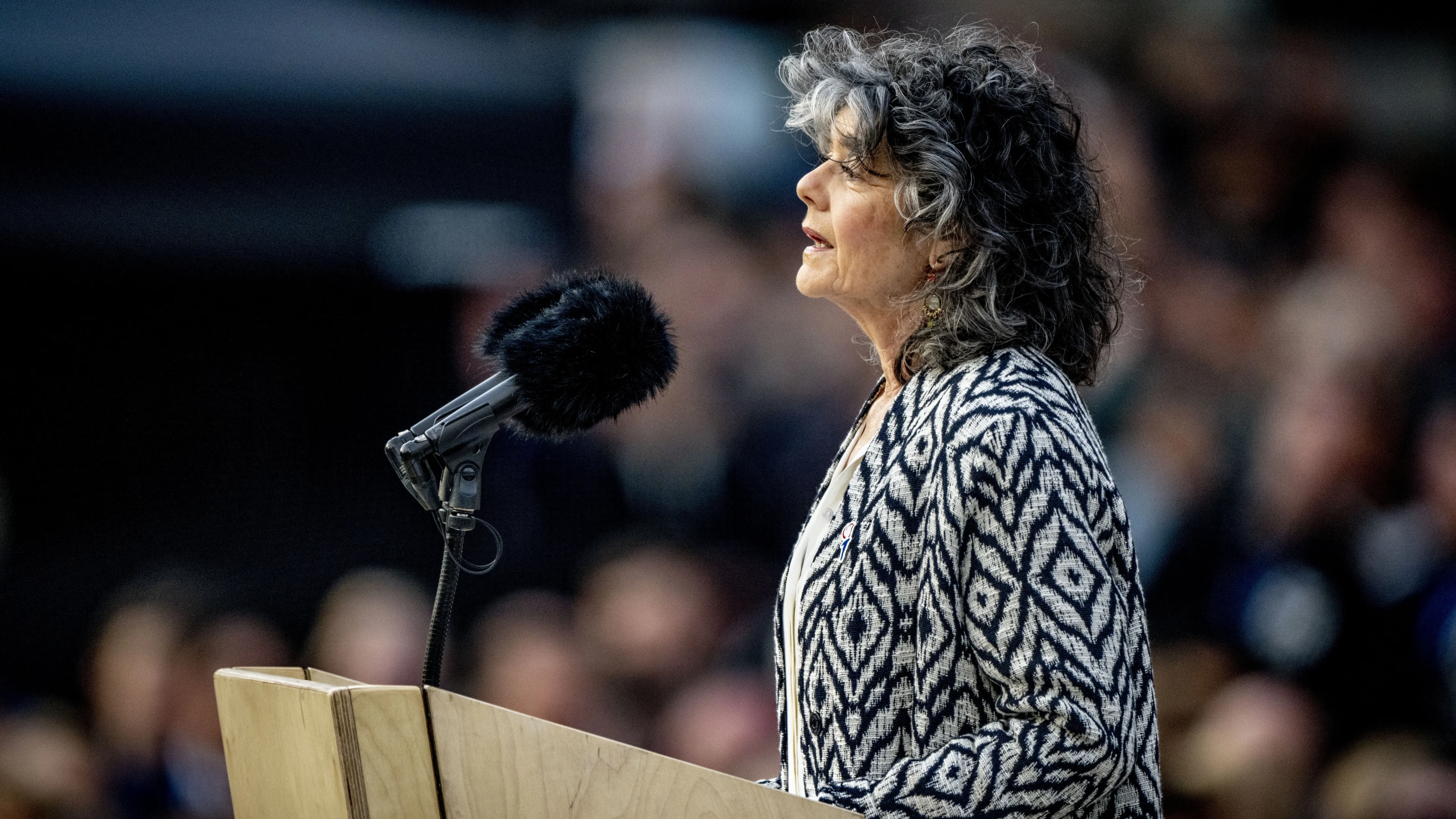 Dieuwertje Blok oogst lof met indrukwekkende toespraak: 'Diepe buiging'