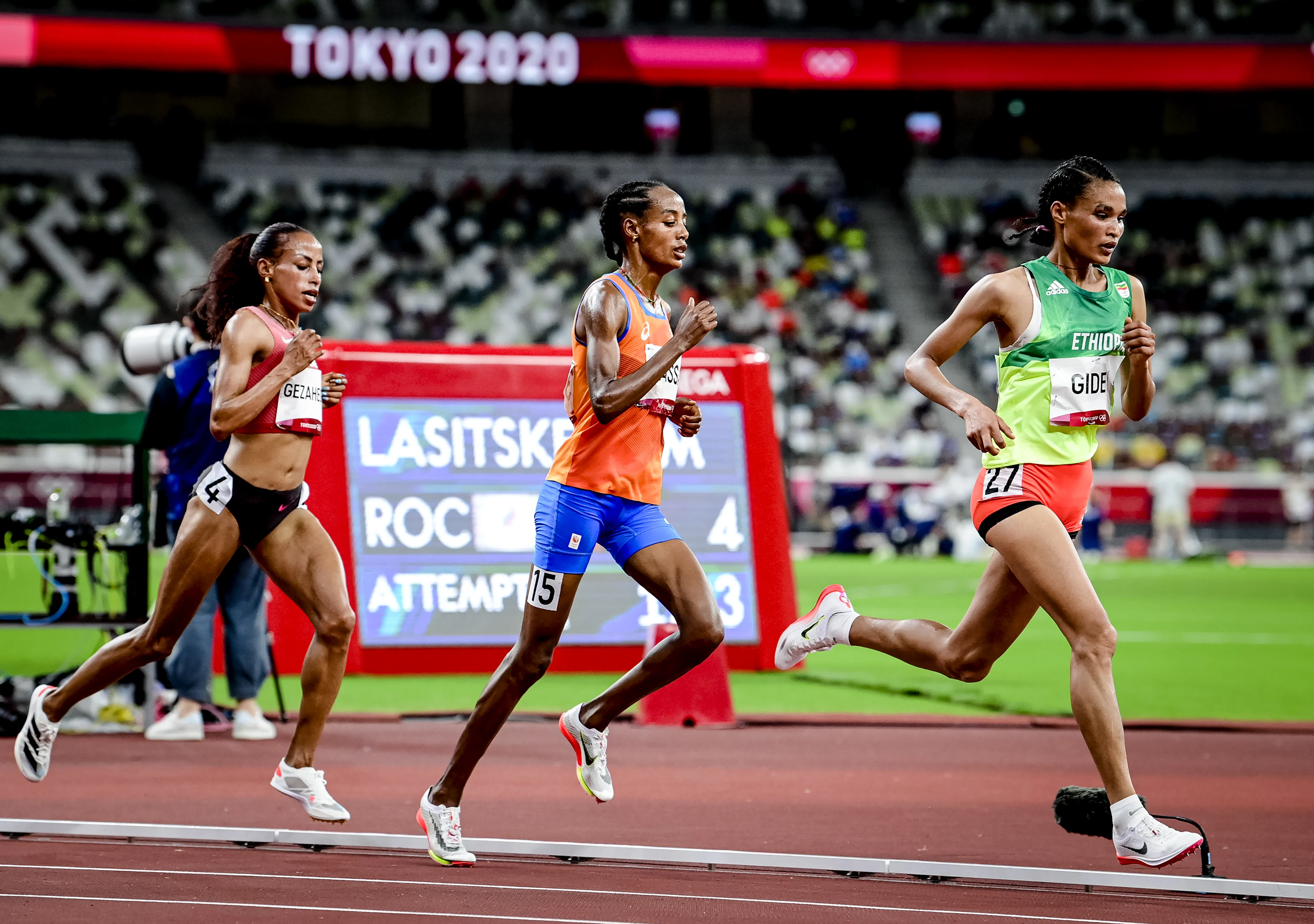 Sifan Hassan doet het gewoon: ook een gouden plak op de 10.000 meter
