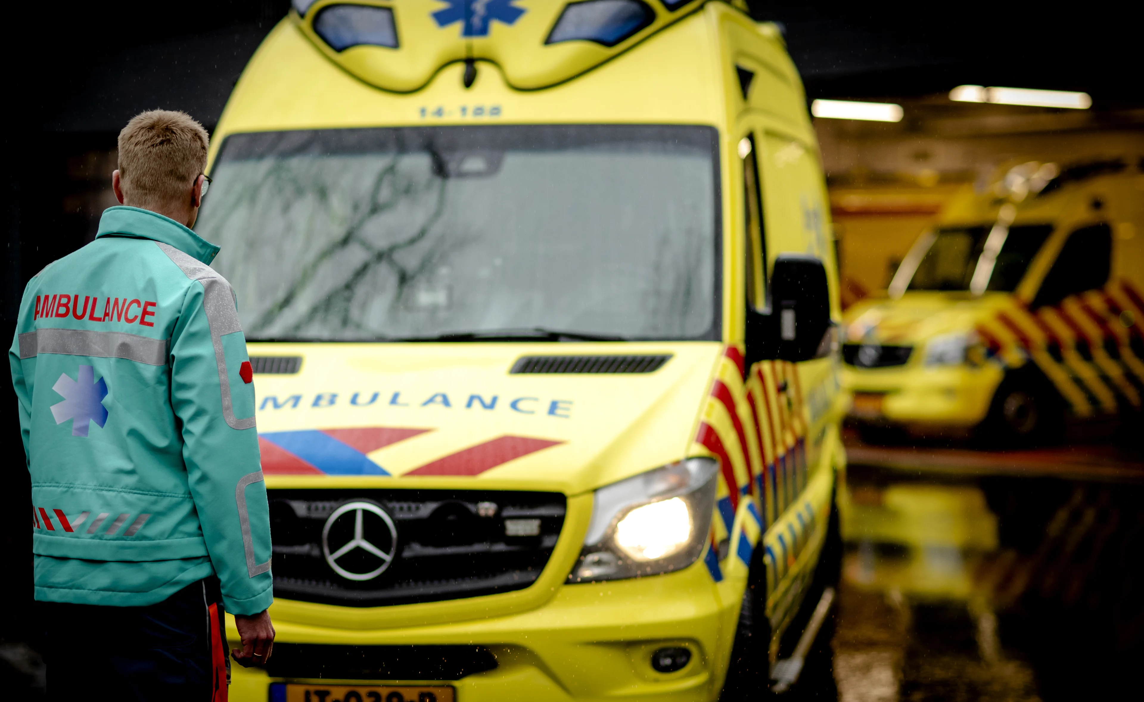 Dronken kleinzoon breekt oogkas van oma (75) in Waalwijk