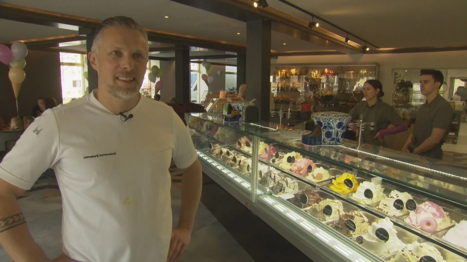 Valkenburgse ijssalon negen maanden na watersnood eindelijk weer open