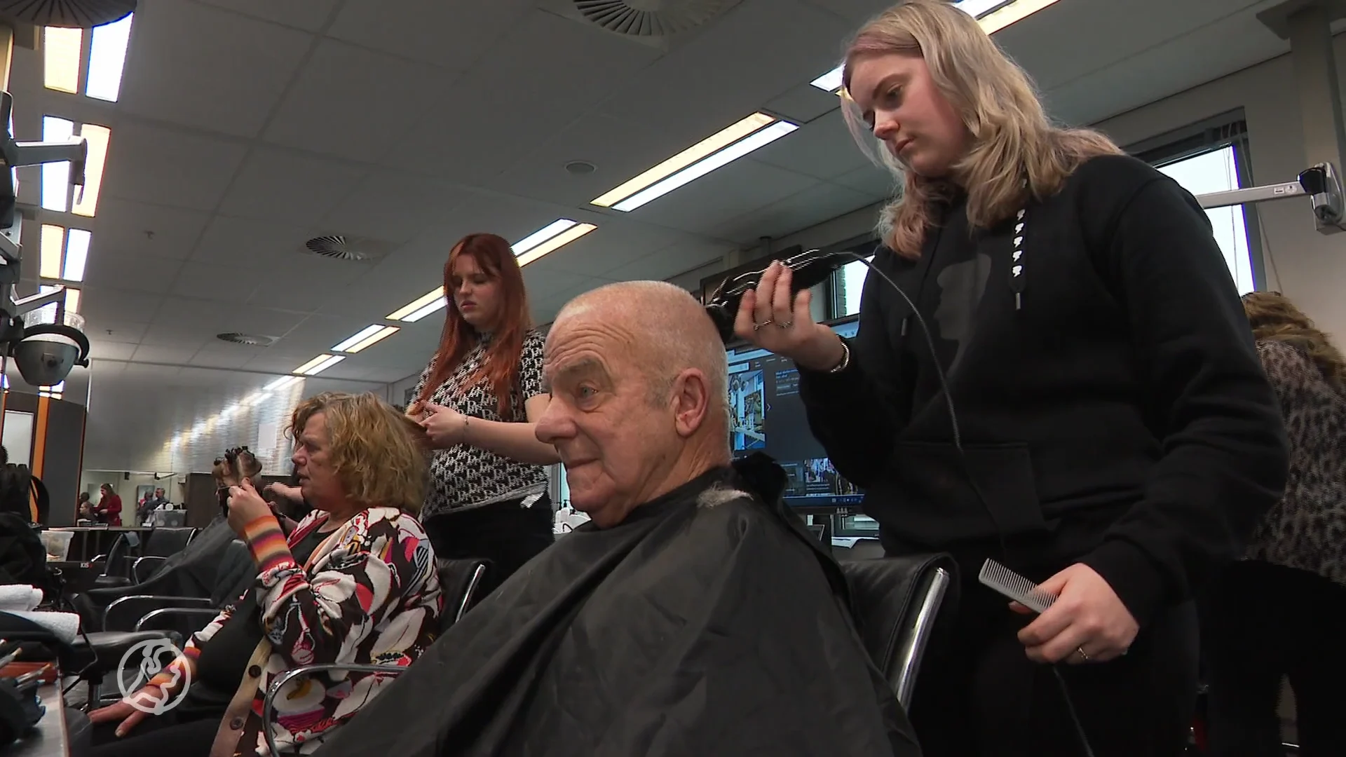 Vrijwilligers worden in de watten gelegd op Valentijnsdag: 'Lichtpuntje in moeilijke tijd'