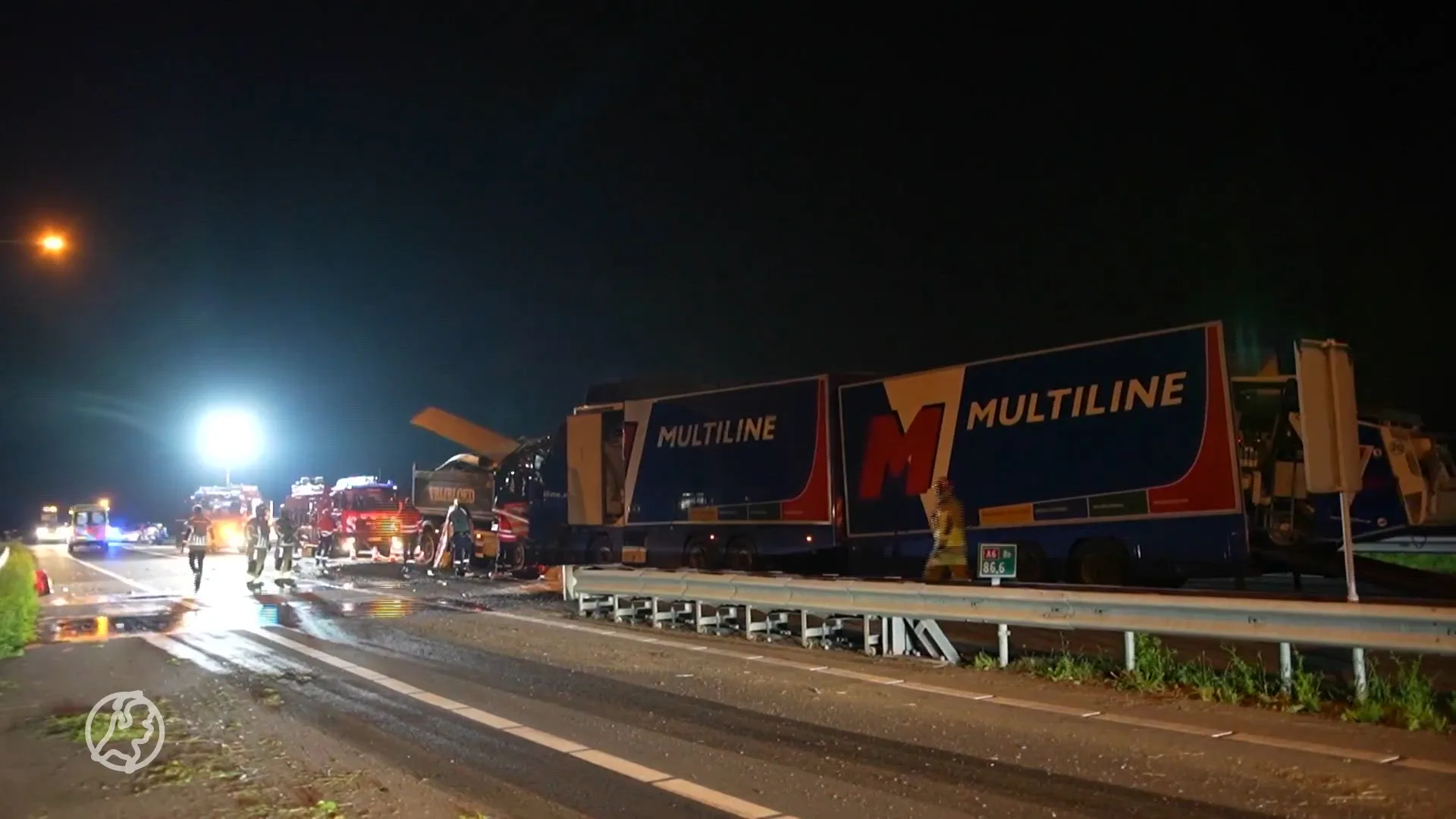 Ernstig ongeluk A6 bij Lelystad tussen twee vrachtwagens