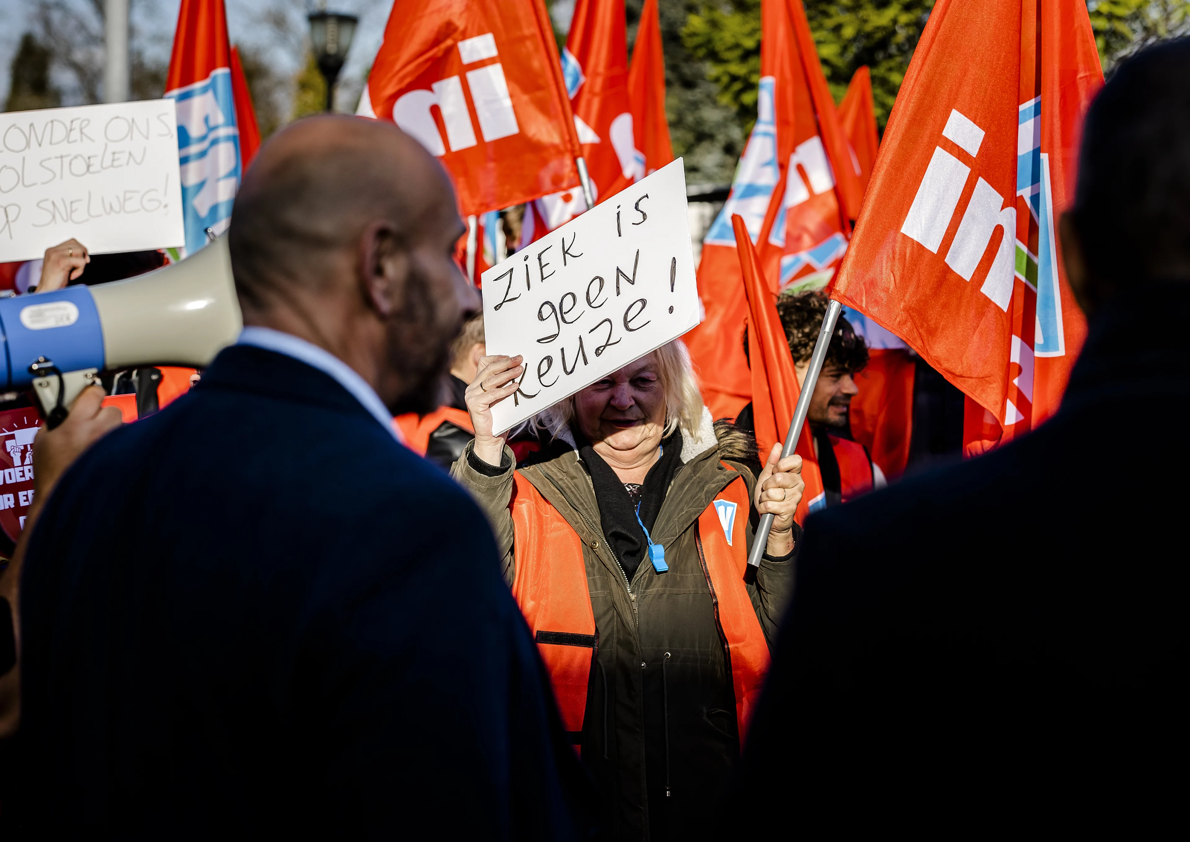 Opnieuw staking in zorg- en leerlingenvervoer voor betere cao