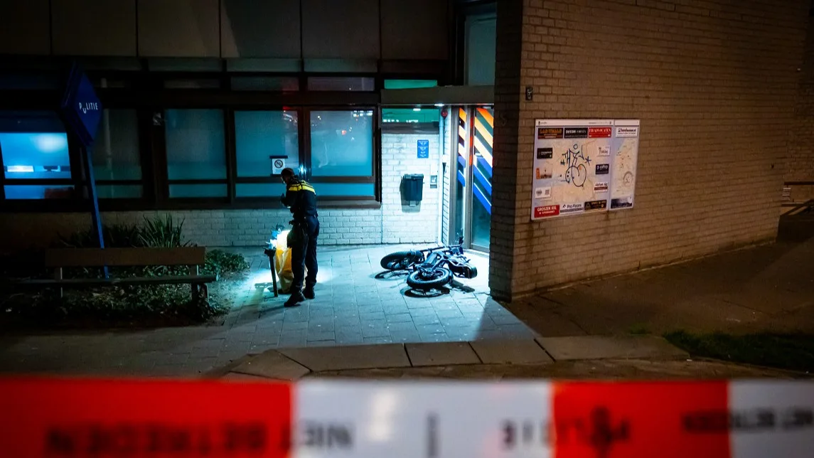 Gewonde meldt zich bij politiebureau na schietpartij Rotterdam