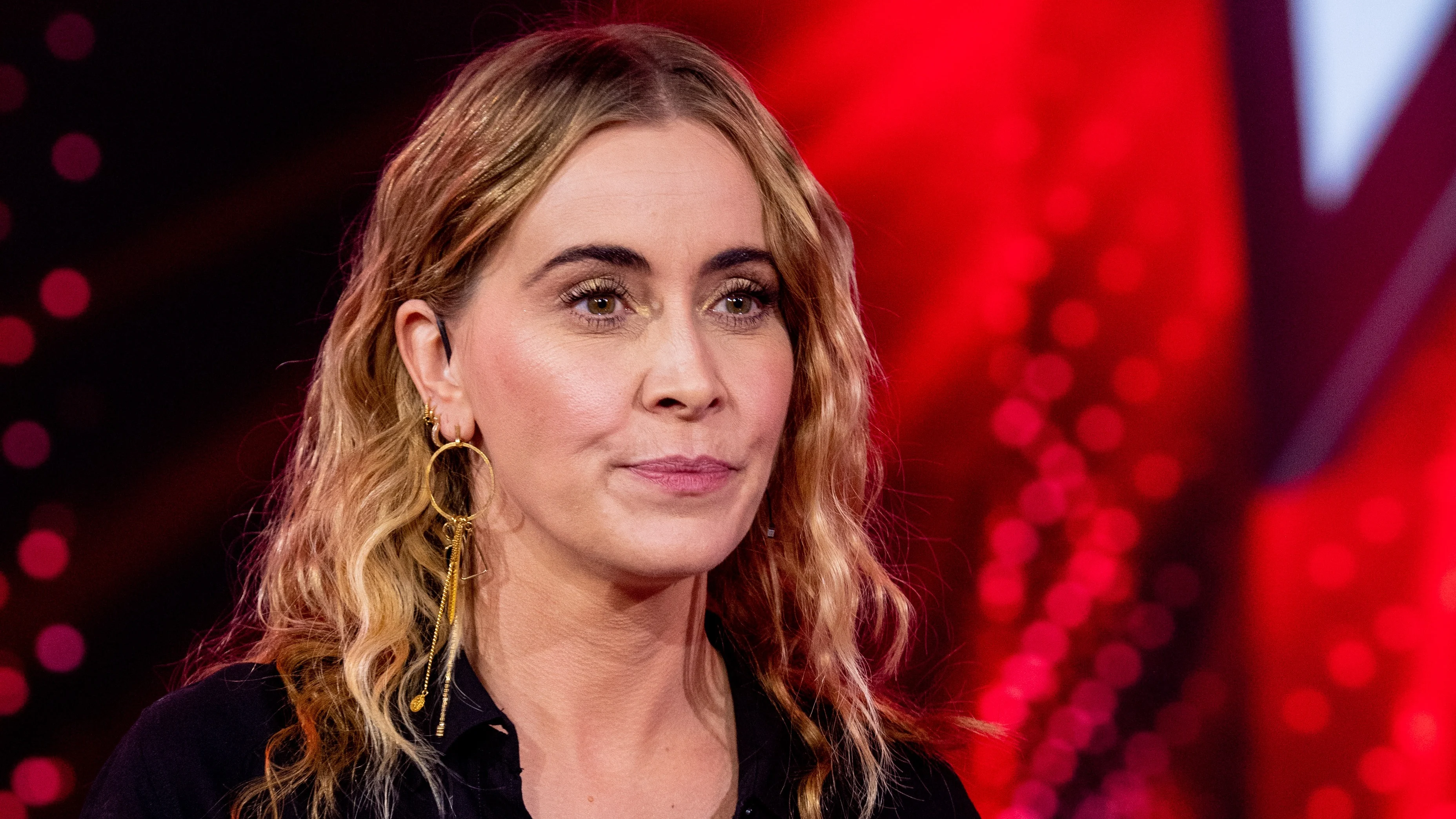 BN'ers boos en teleurgesteld op Anouk om bloederige wc-foto