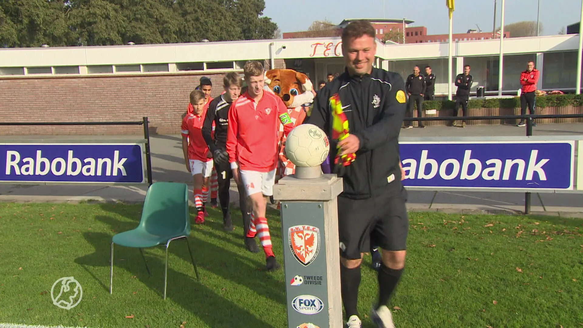 Amateurclub TEC Tiel verwent jeugdige leden met 'profwedstrijd'