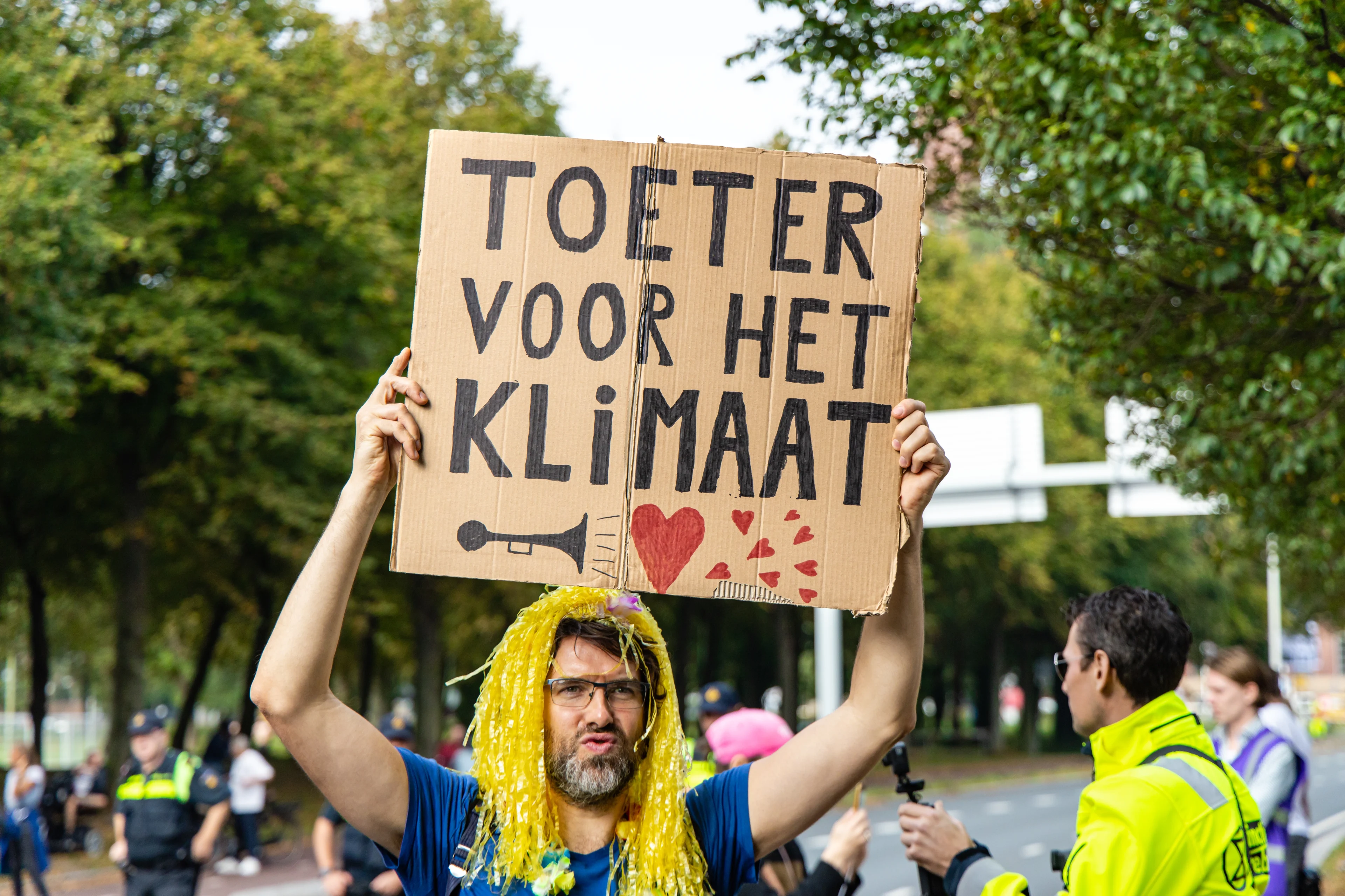 Klimaatactivisten kondigen blokkade A44 aan op dag voor NAVO-top