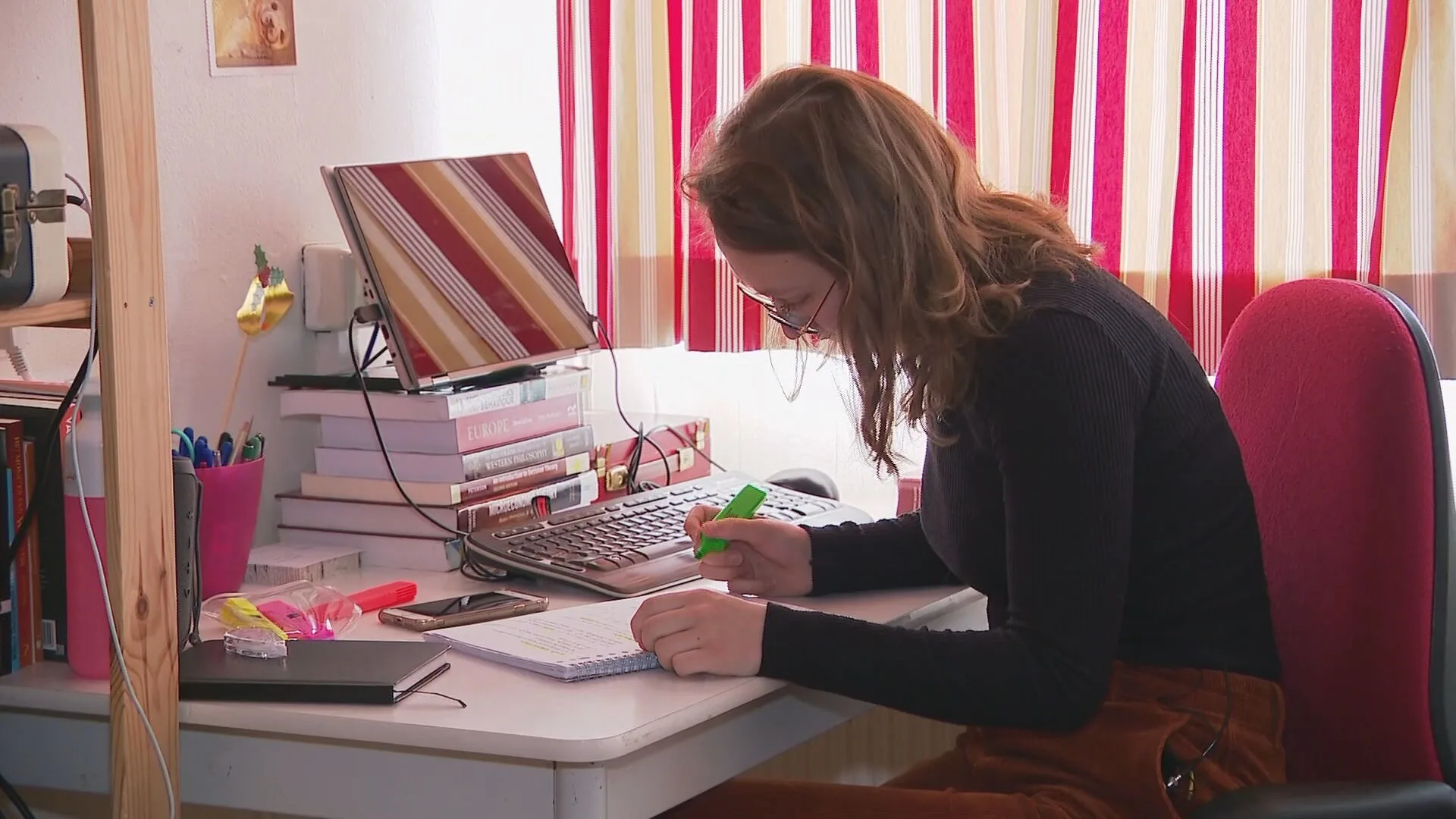 Jongeren eenzaam en uitgeblust door lange lockdown: Rode Kruis komt in actie