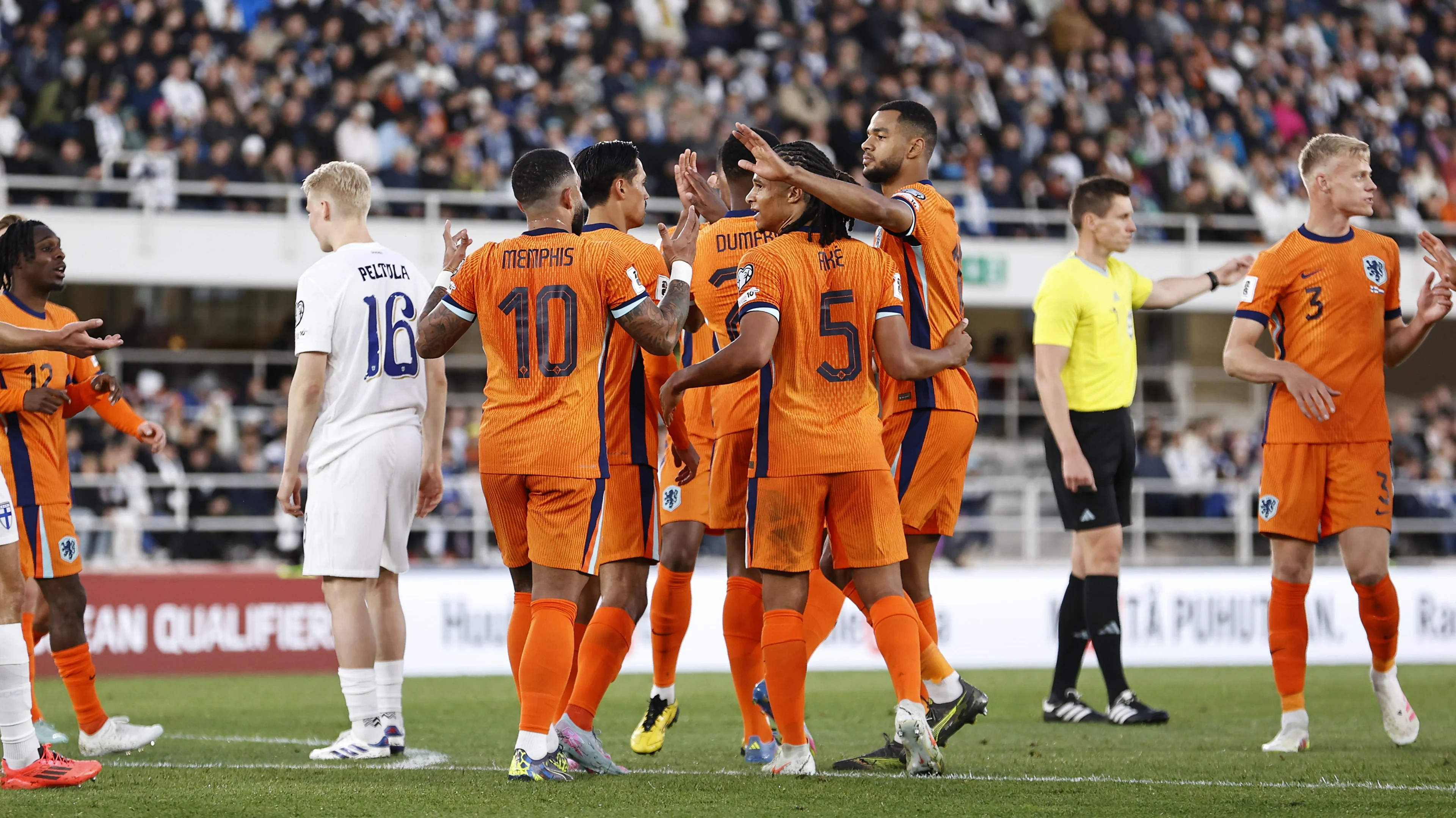 Oranje verslaat Finnen in eerste duel van WK-kwalificatie