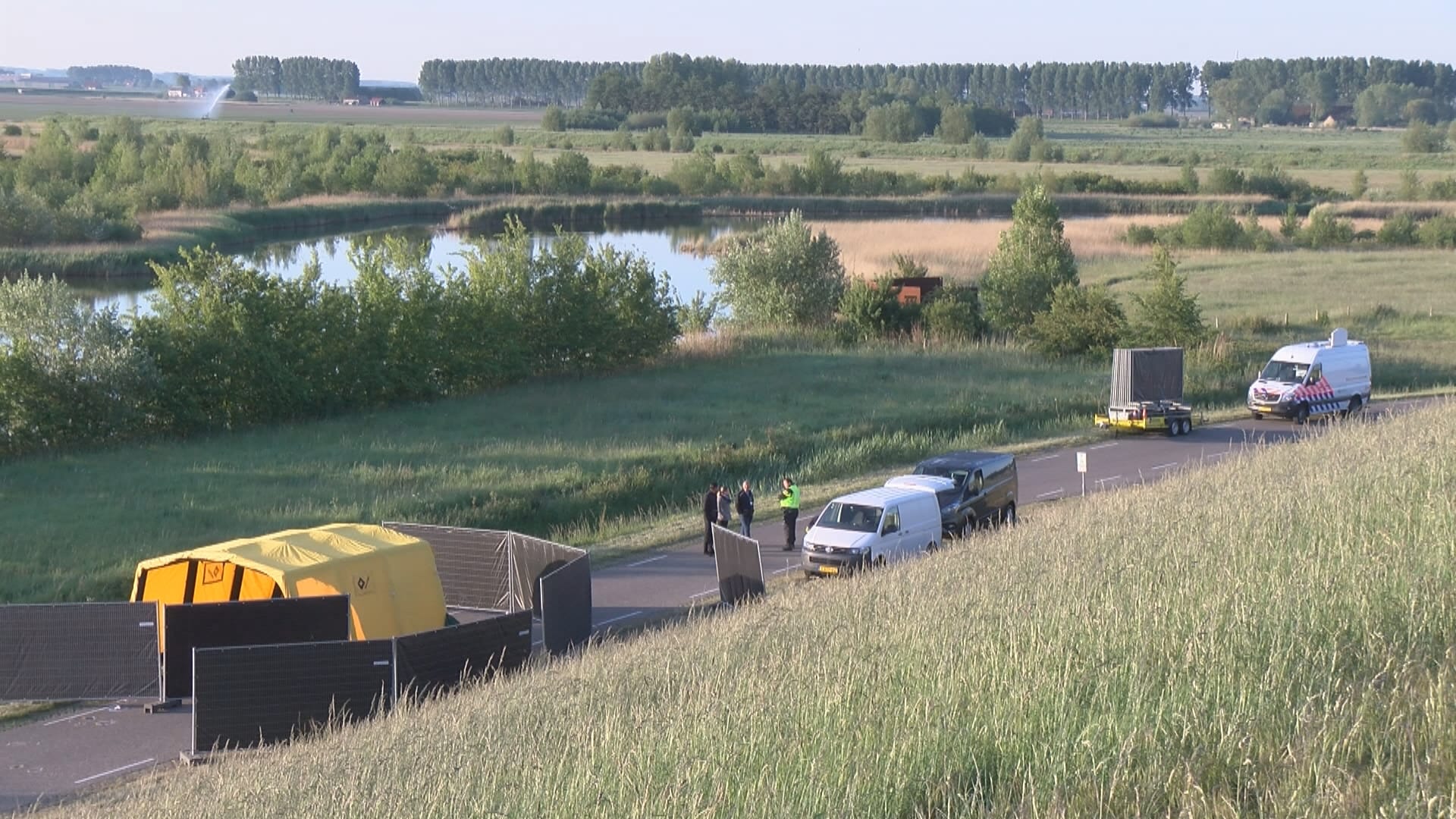 Politie Zeeland doet onderzoek na vondst lichaam van jongen (17) in Terneuzen