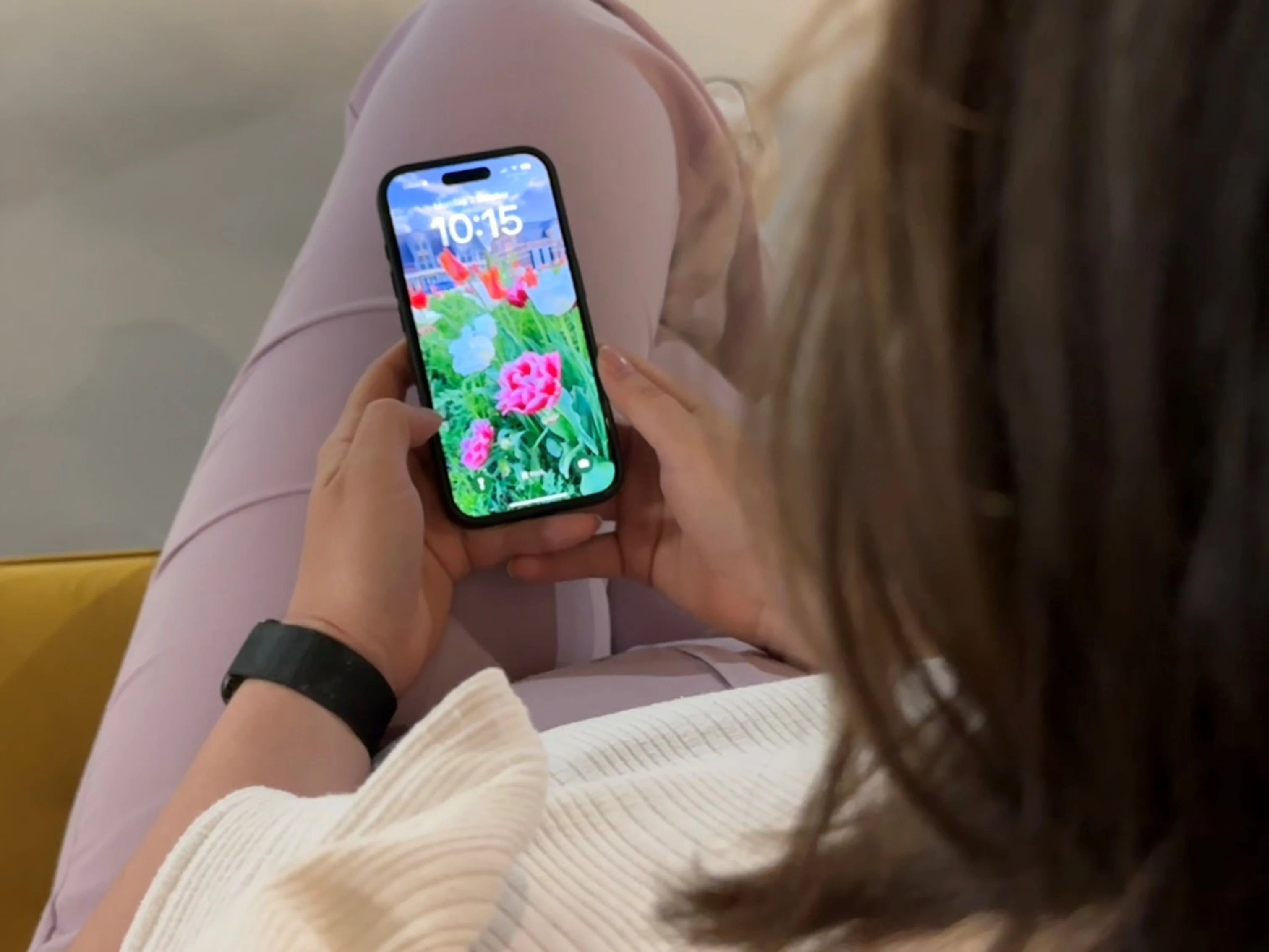 Gebruikers klagen over gloeiend hete nieuwste iPhone, Apple werkt aan oplossing