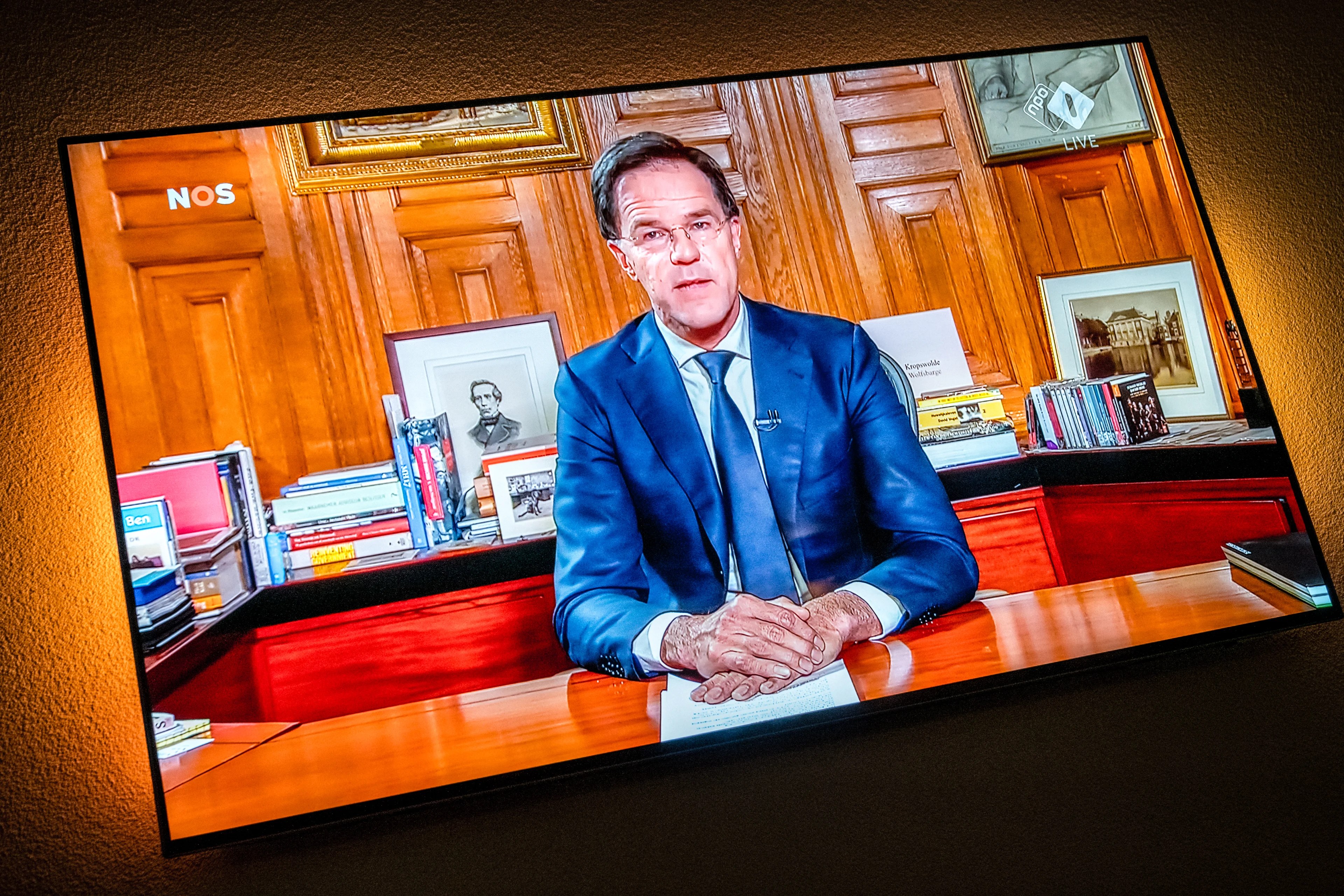 Dit zijn de favoriete tv-programma's van Rutte en De Jonge